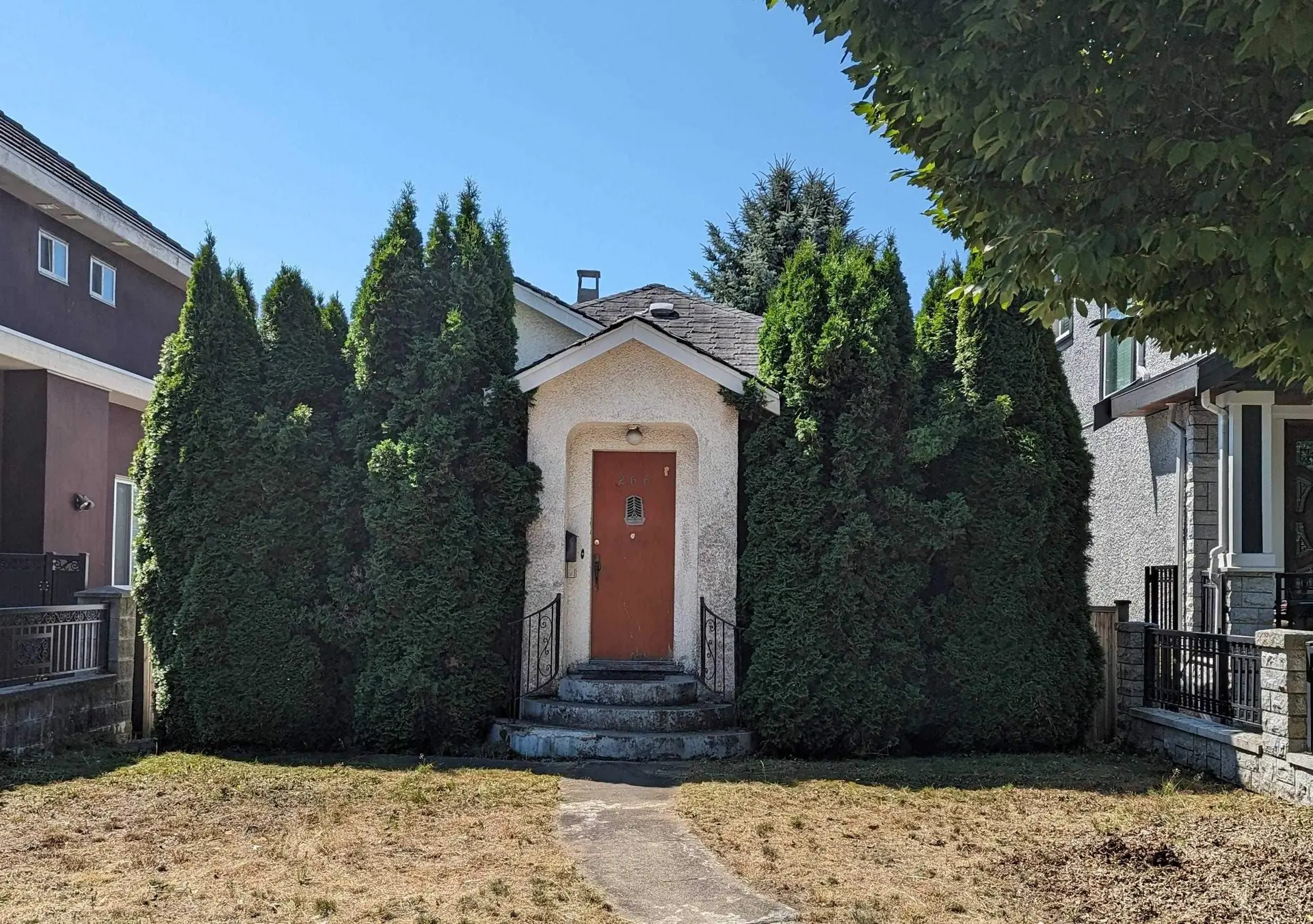 Property at 266 E 49th Avenue, Vancouver, BC