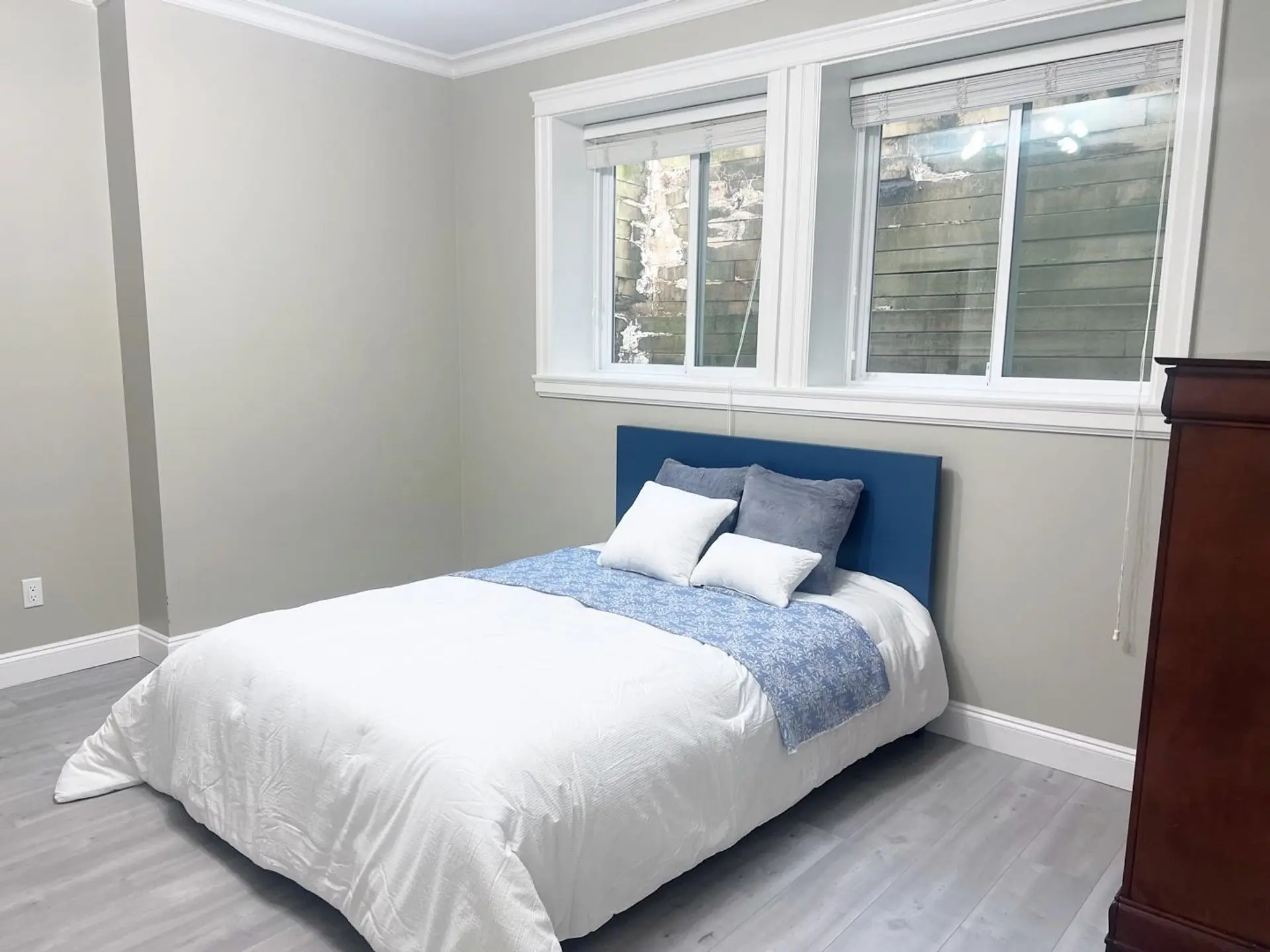 2798 162 Street - Image 12
