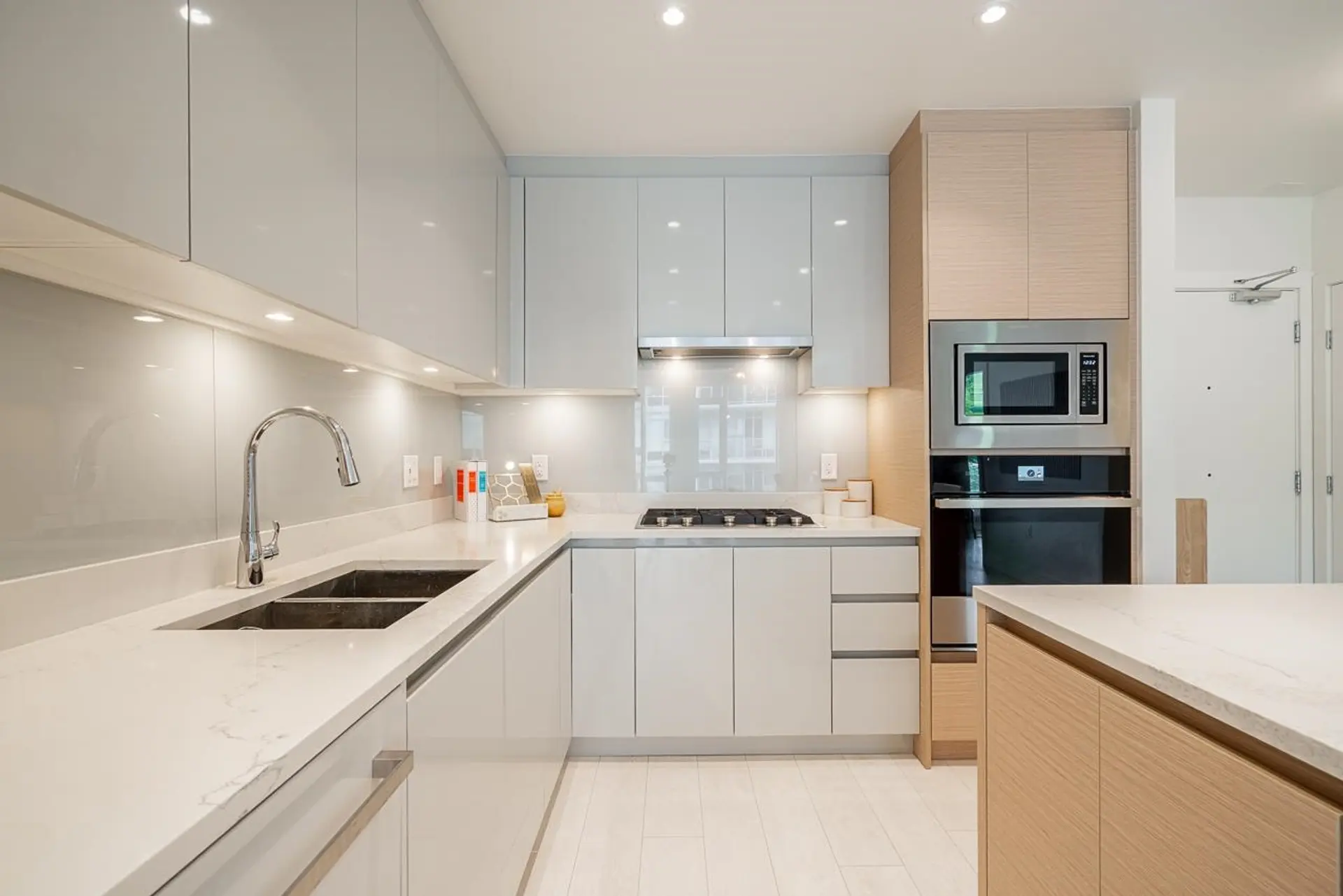 Property at #506 3538 Sawmill Crescent, Vancouver, BC