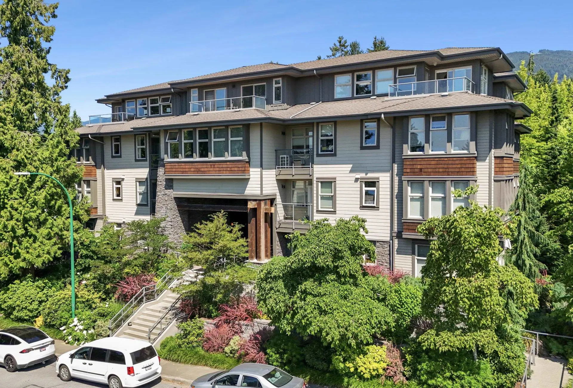 Property at #208 188 W 29 Street, North Vancouver, BC