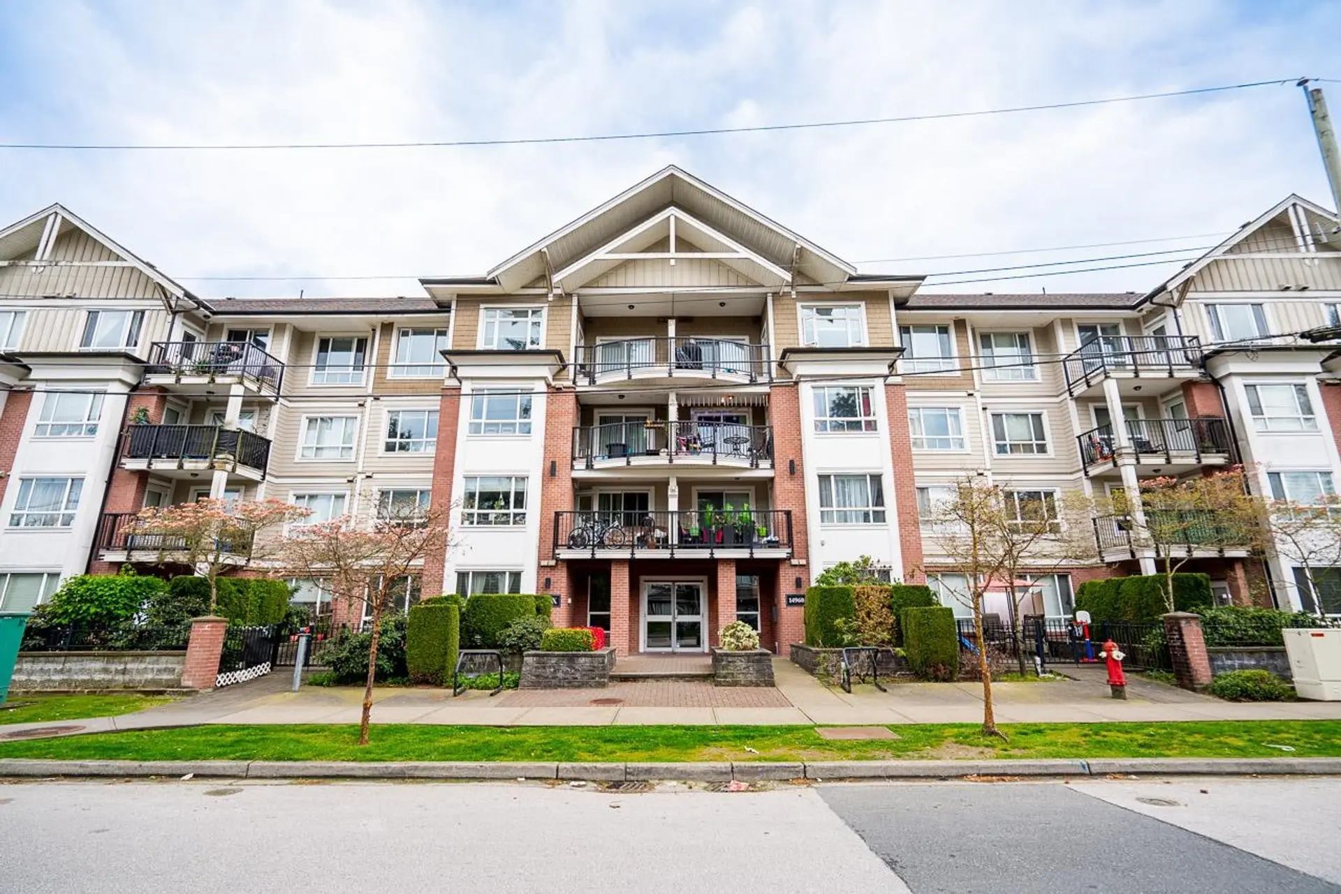 Property at #215 14960 102a Avenue, Surrey, BC