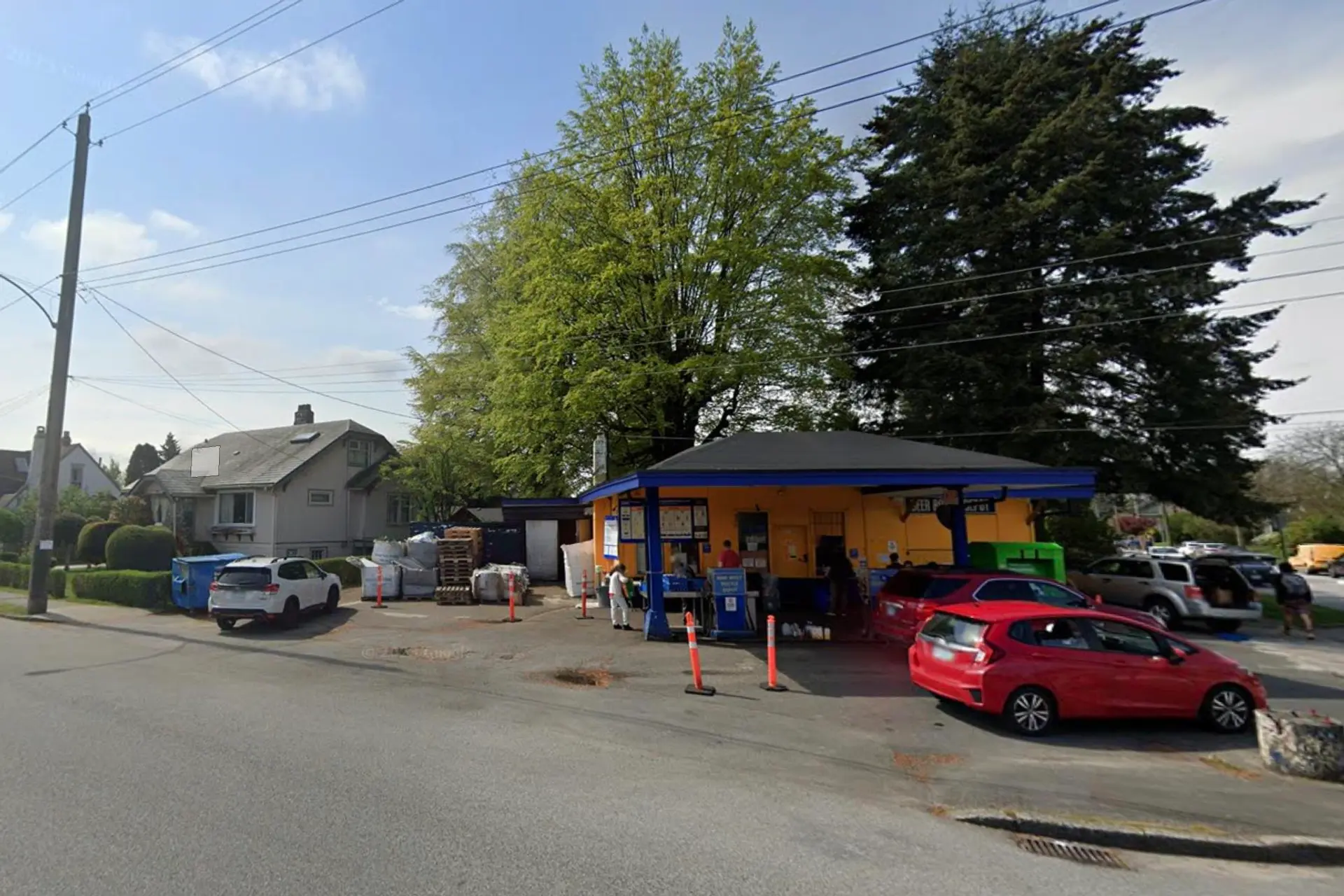 916 Eighth Street - Image 2