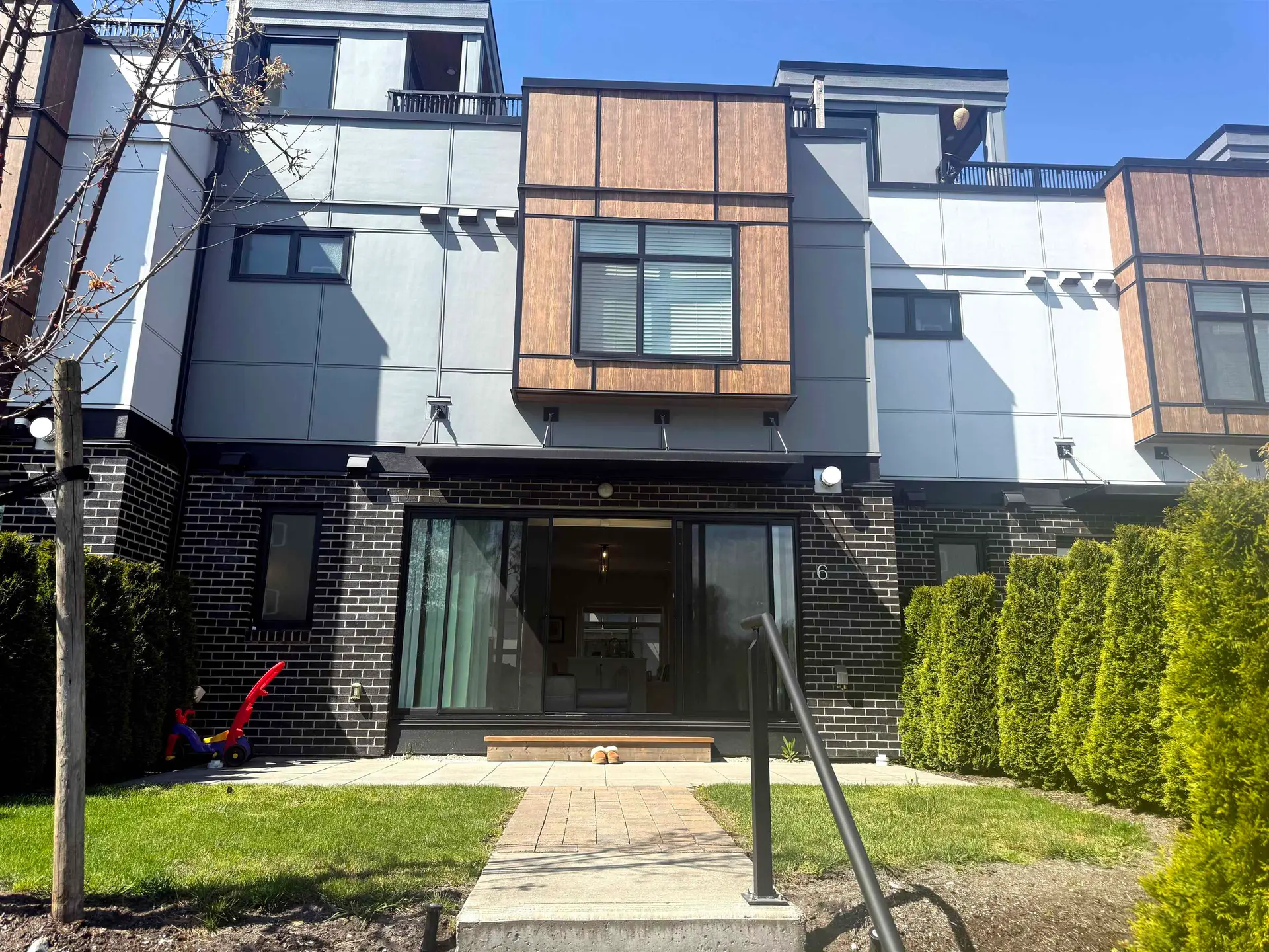 Property at #6 629 South Dyke Road, New Westminster, BC