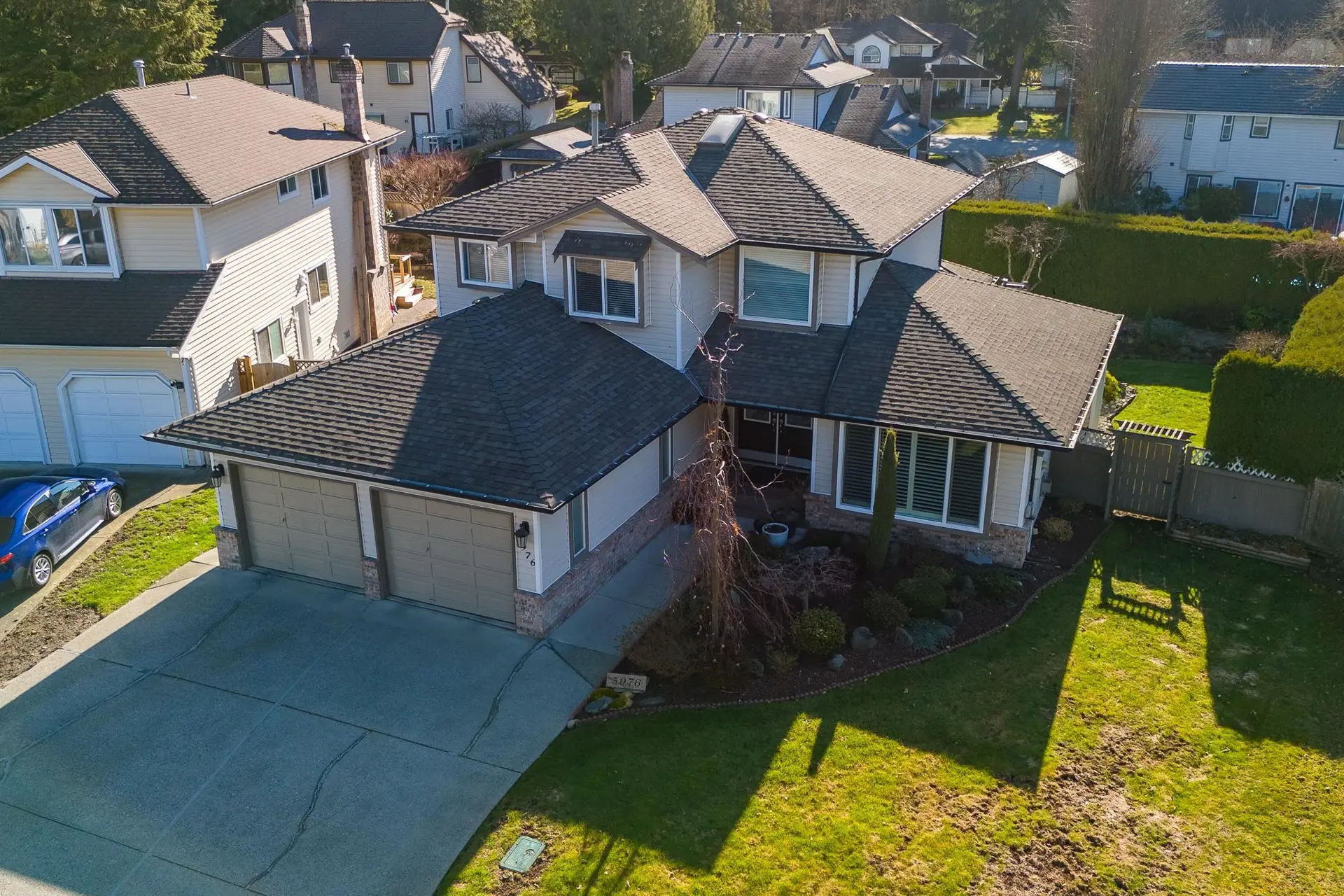 Property at 5976 Southpark Grove, Surrey, BC