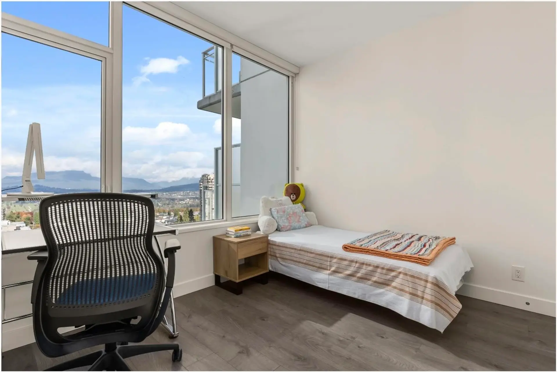 #2207 5051 Imperial Street - Image 2