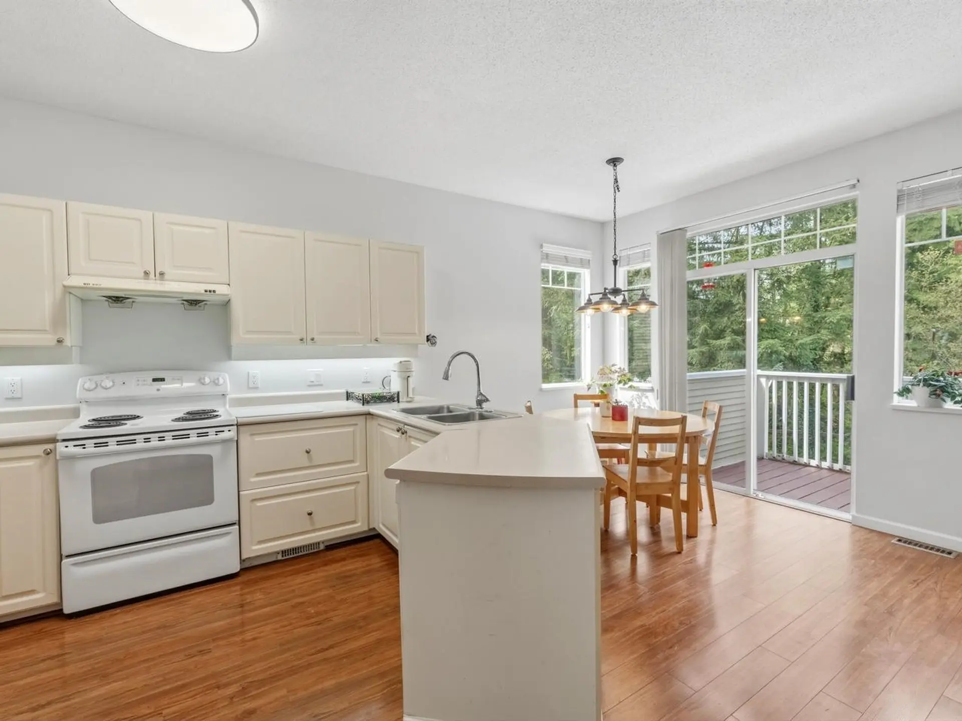 #76 7501 Cumberland Street - Image 5