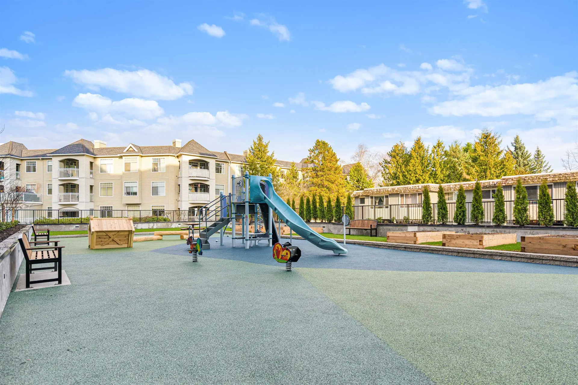 #401 20695 Eastleigh Crescent - Image 13