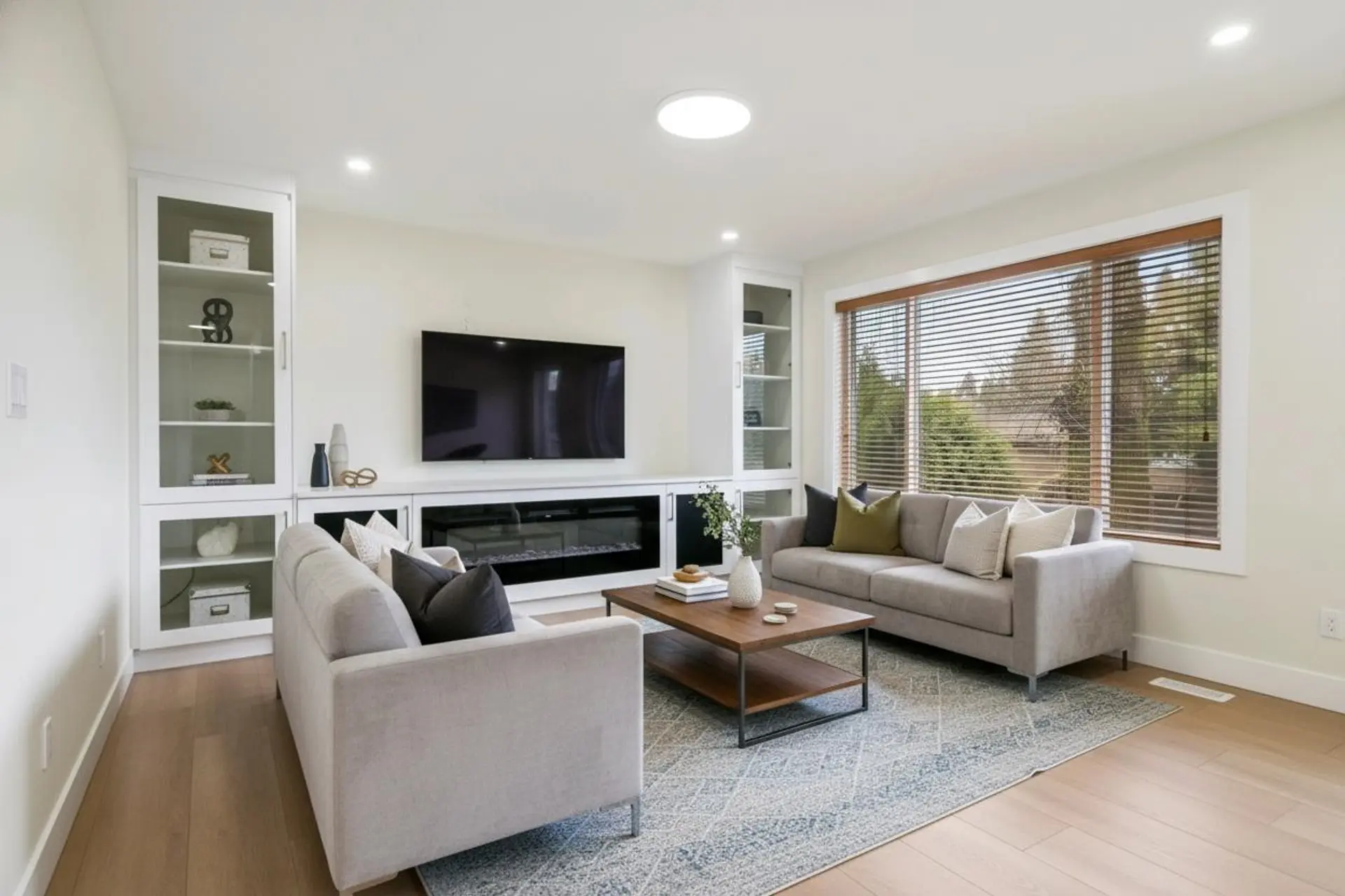 34630 Immel Street - Image 3