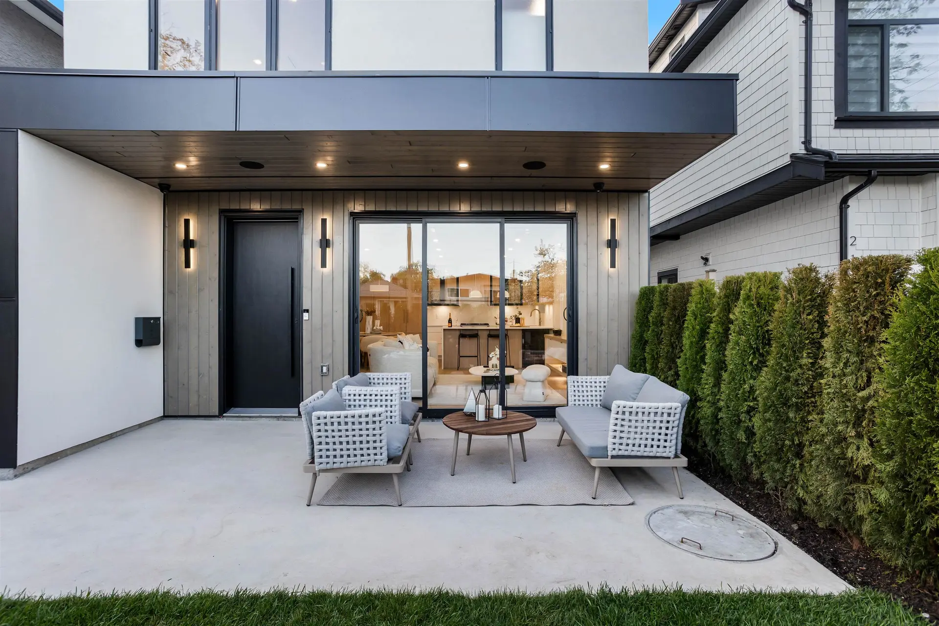 #1 165 E 45th Avenue - Image 2