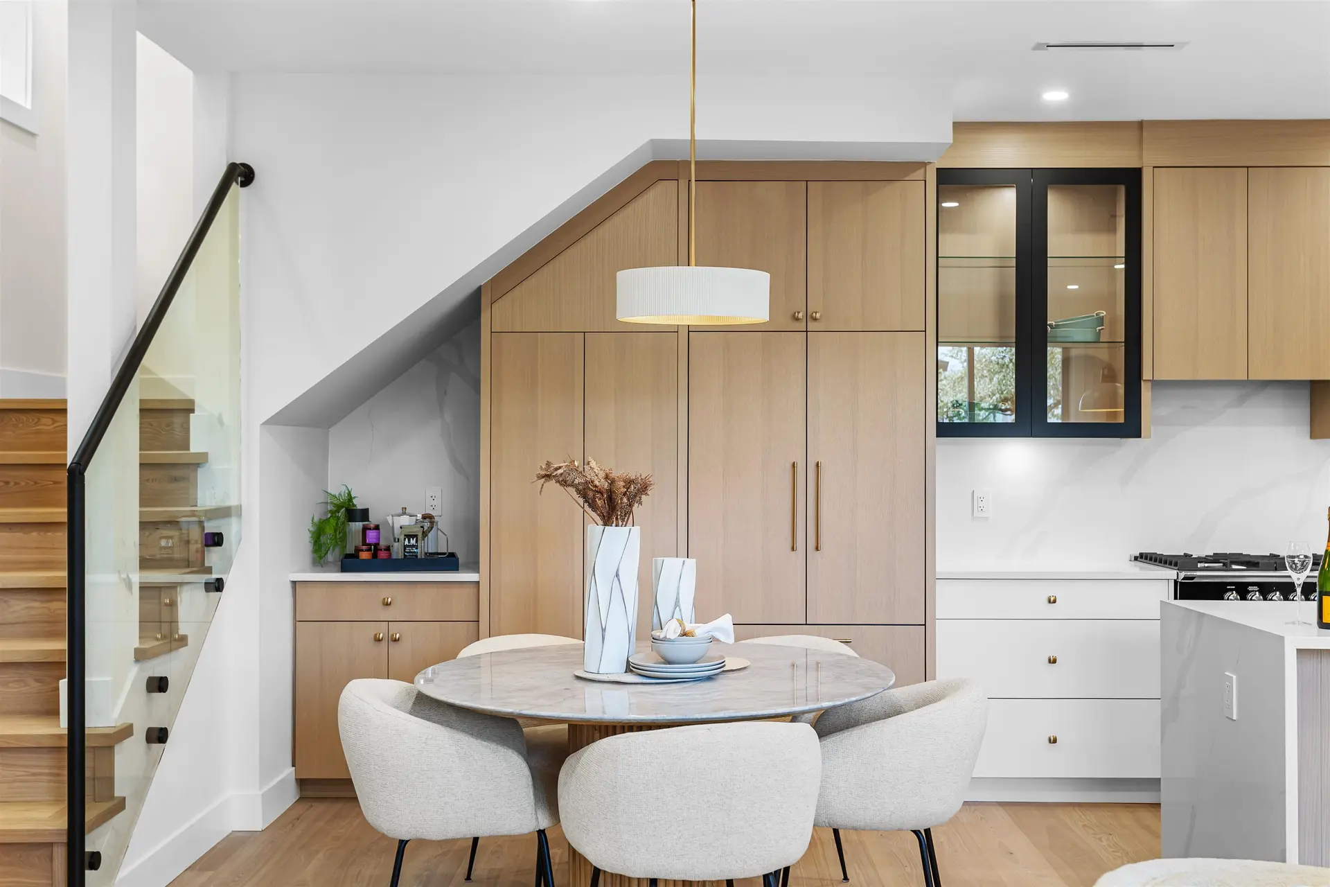 #1 165 E 45th Avenue - Image 8