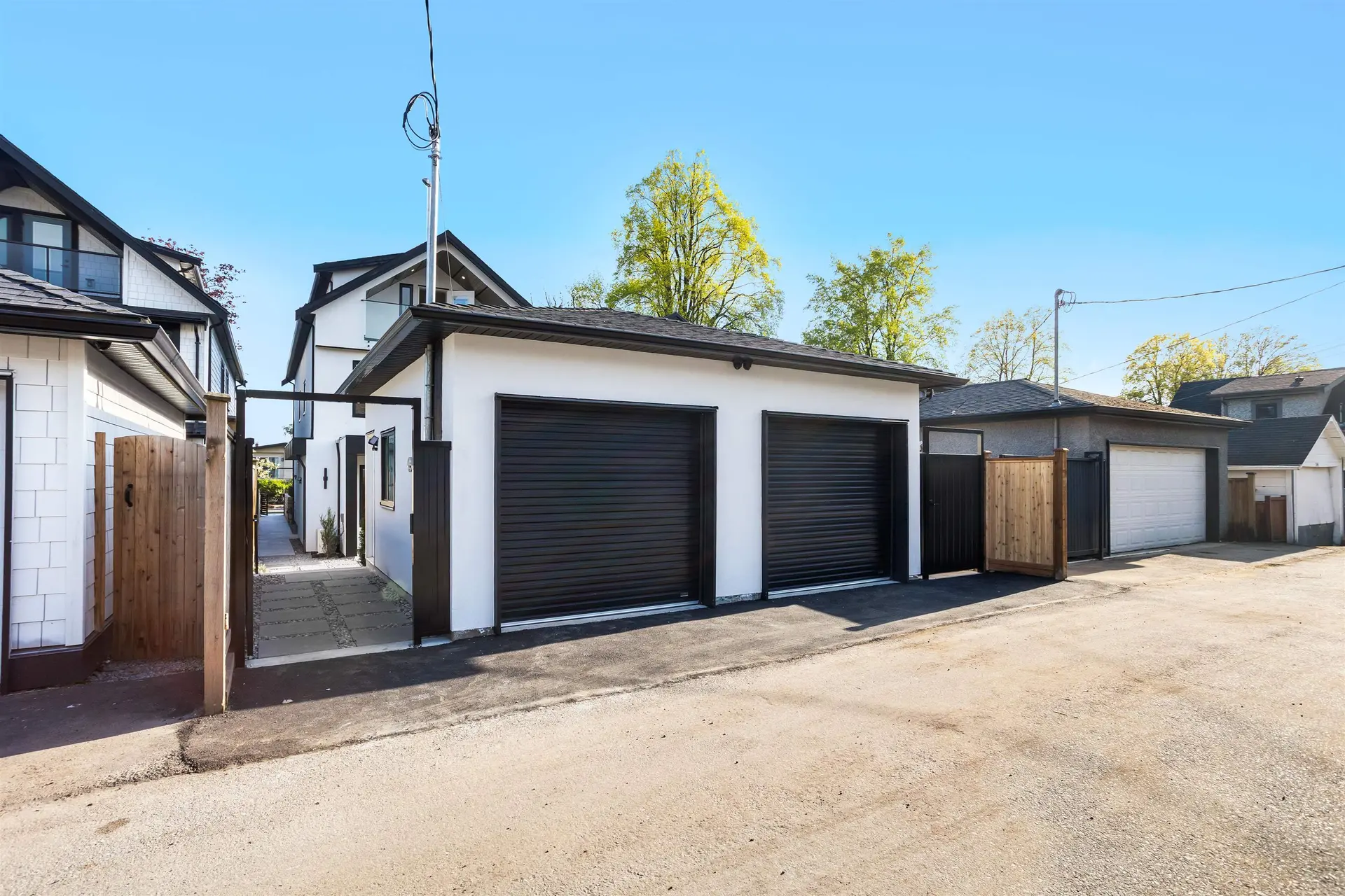 #2 165 E 45th Avenue - Image 17