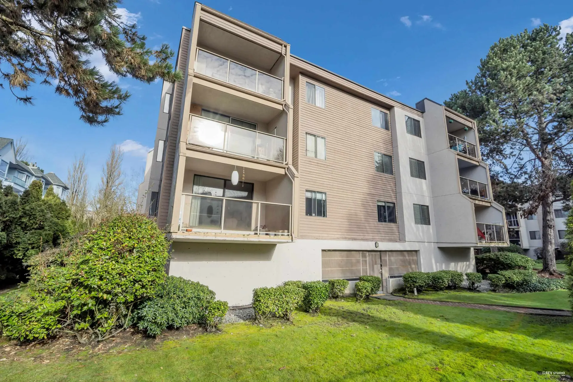 #305 8720 Lansdowne Road - Image 13