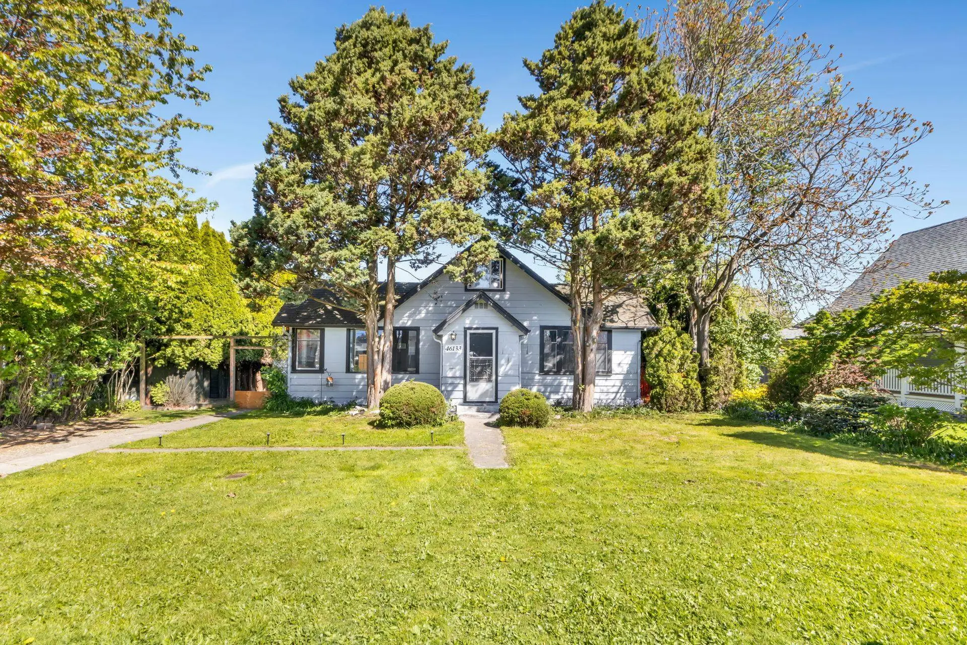 46133 Third Avenue - Image 1