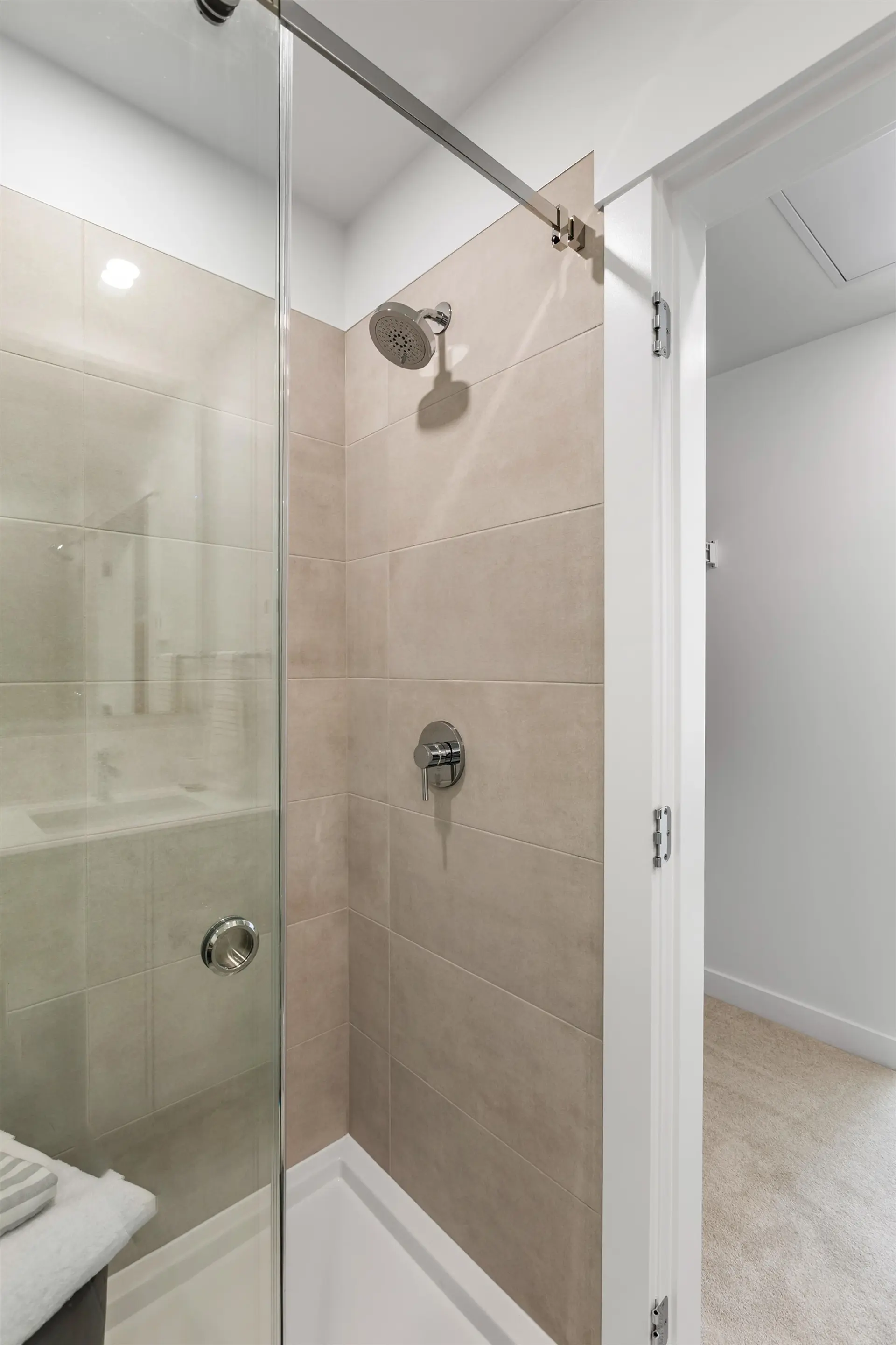 #408 2771 Montrose Avenue - Image 10