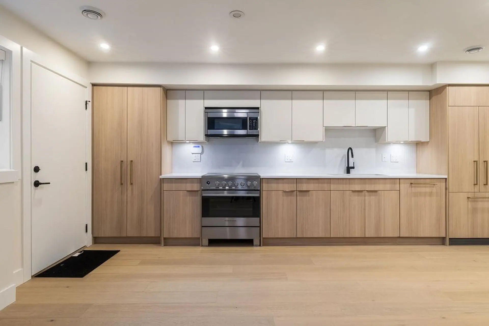 #1 1933 Templeton Drive - Image 2