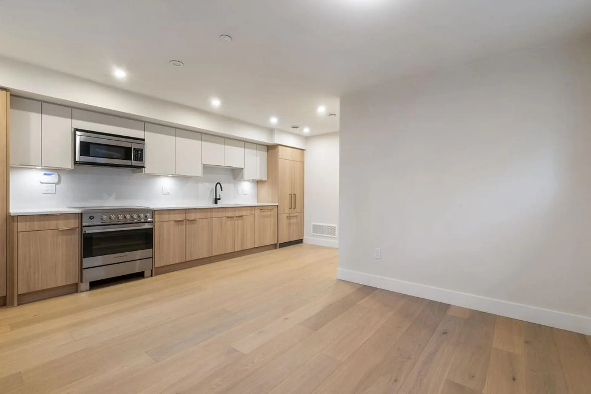 #1 1933 Templeton Drive - Image 5