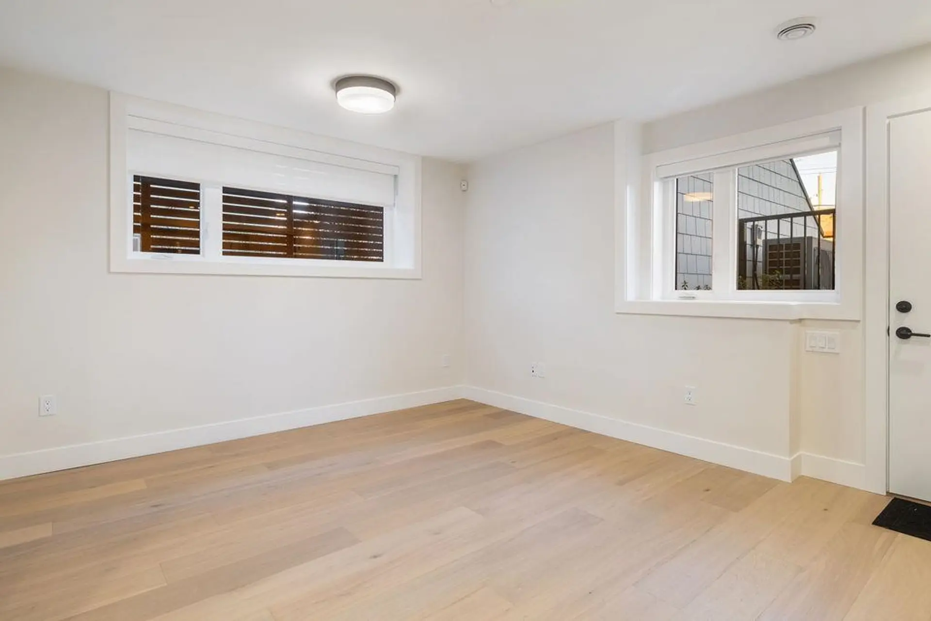 #1 1933 Templeton Drive - Image 8