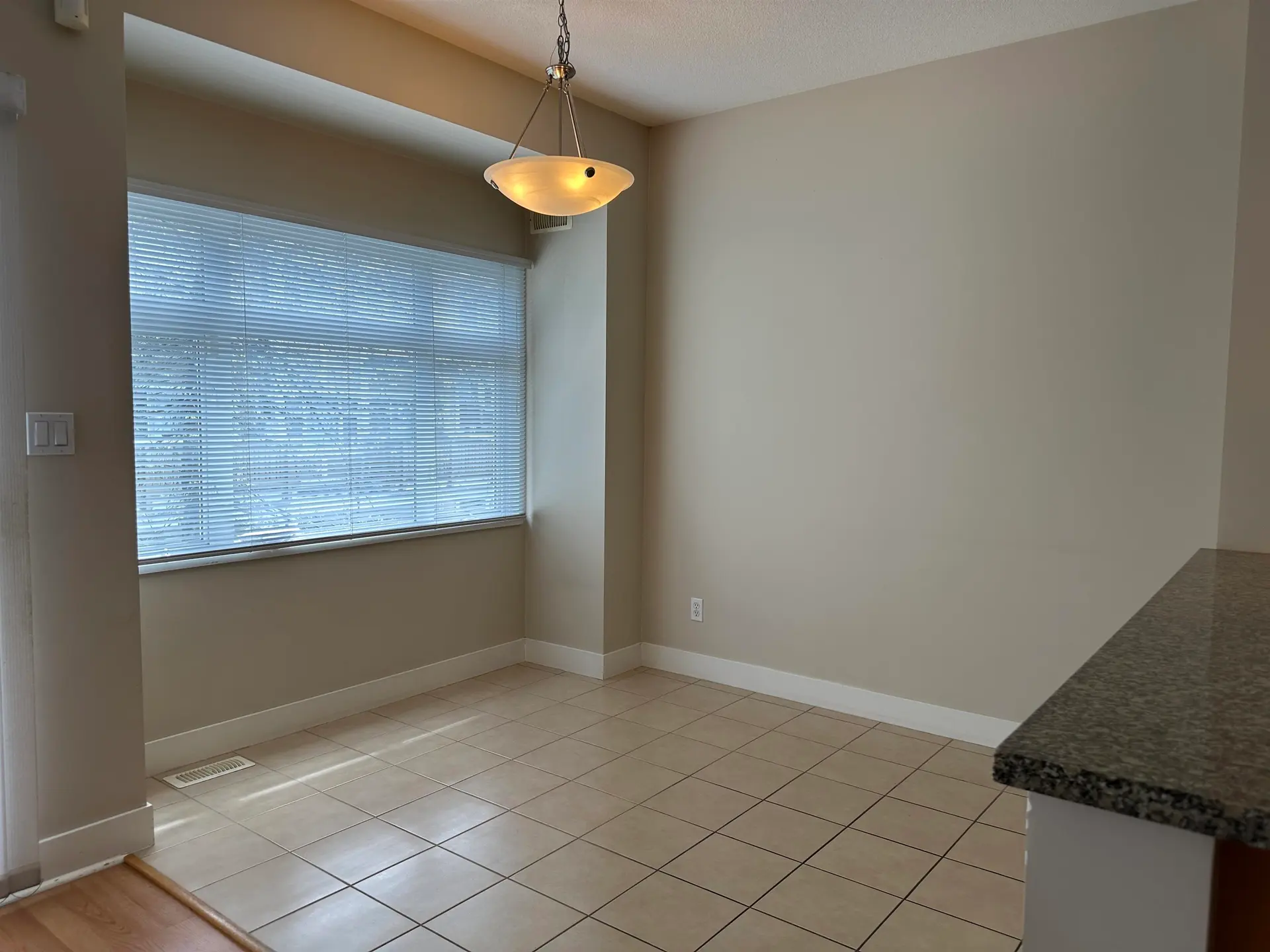 875 W 59th Avenue - Image 4