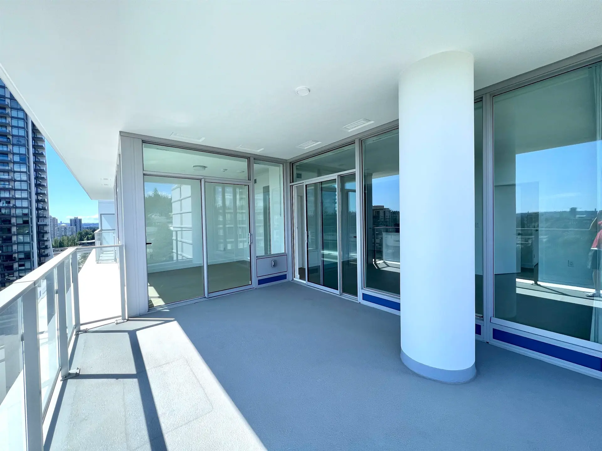 #704 555 Sydney Avenue - Image 12