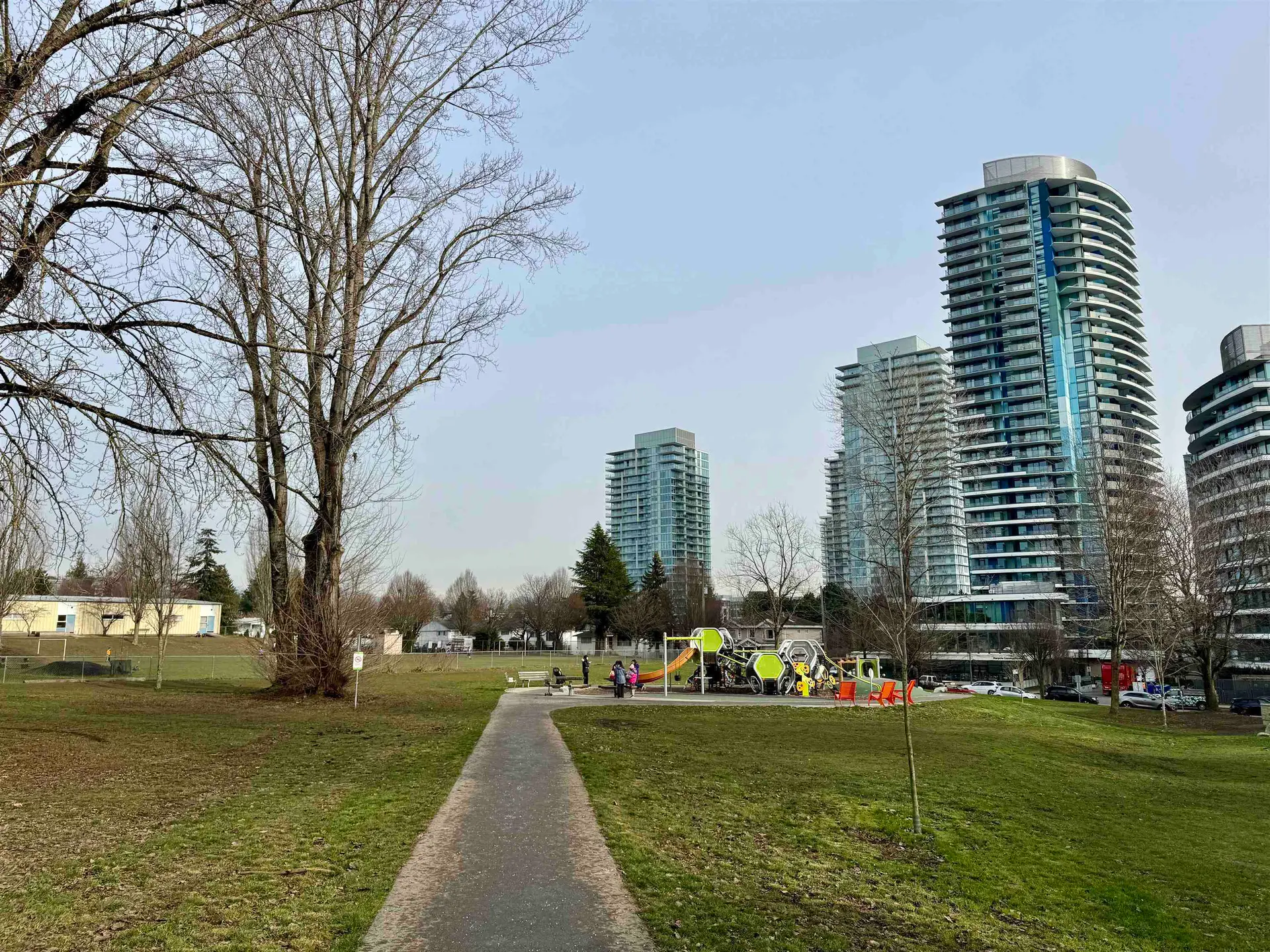 #2402 8189 Cambie Street - Image 12