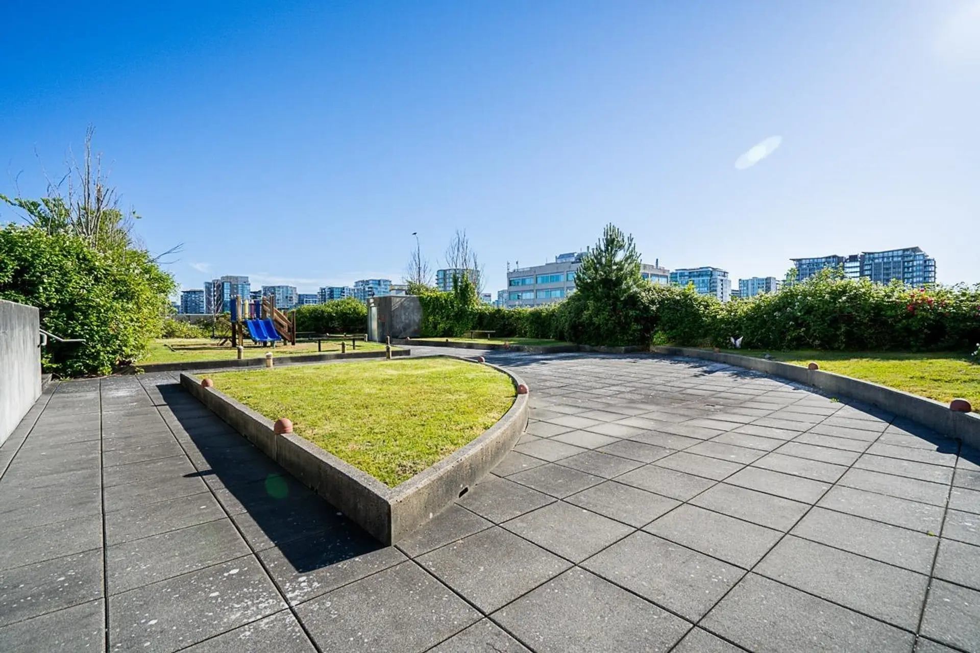 #505 8248 Lansdowne Road - Image 14