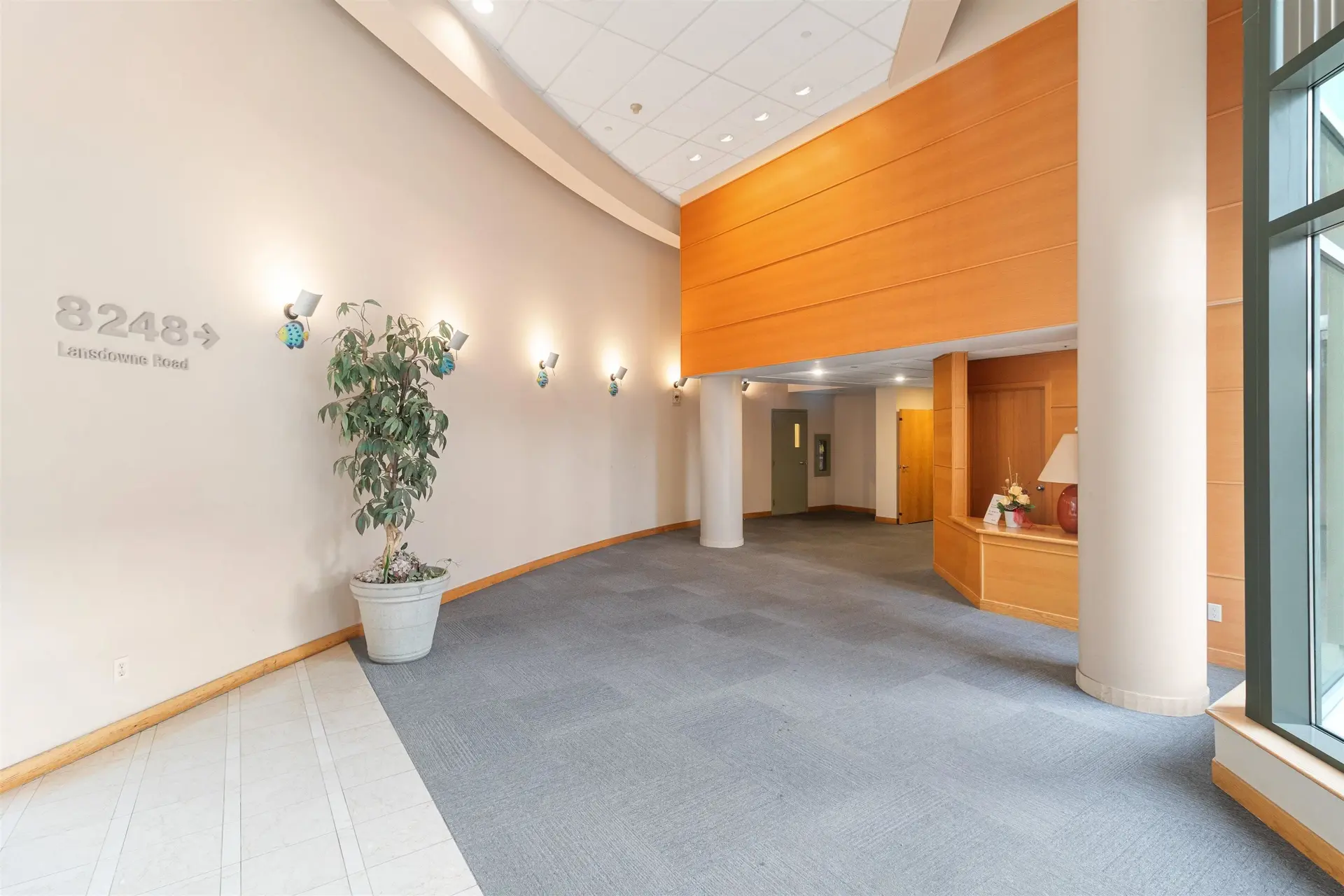 #505 8248 Lansdowne Road - Image 4