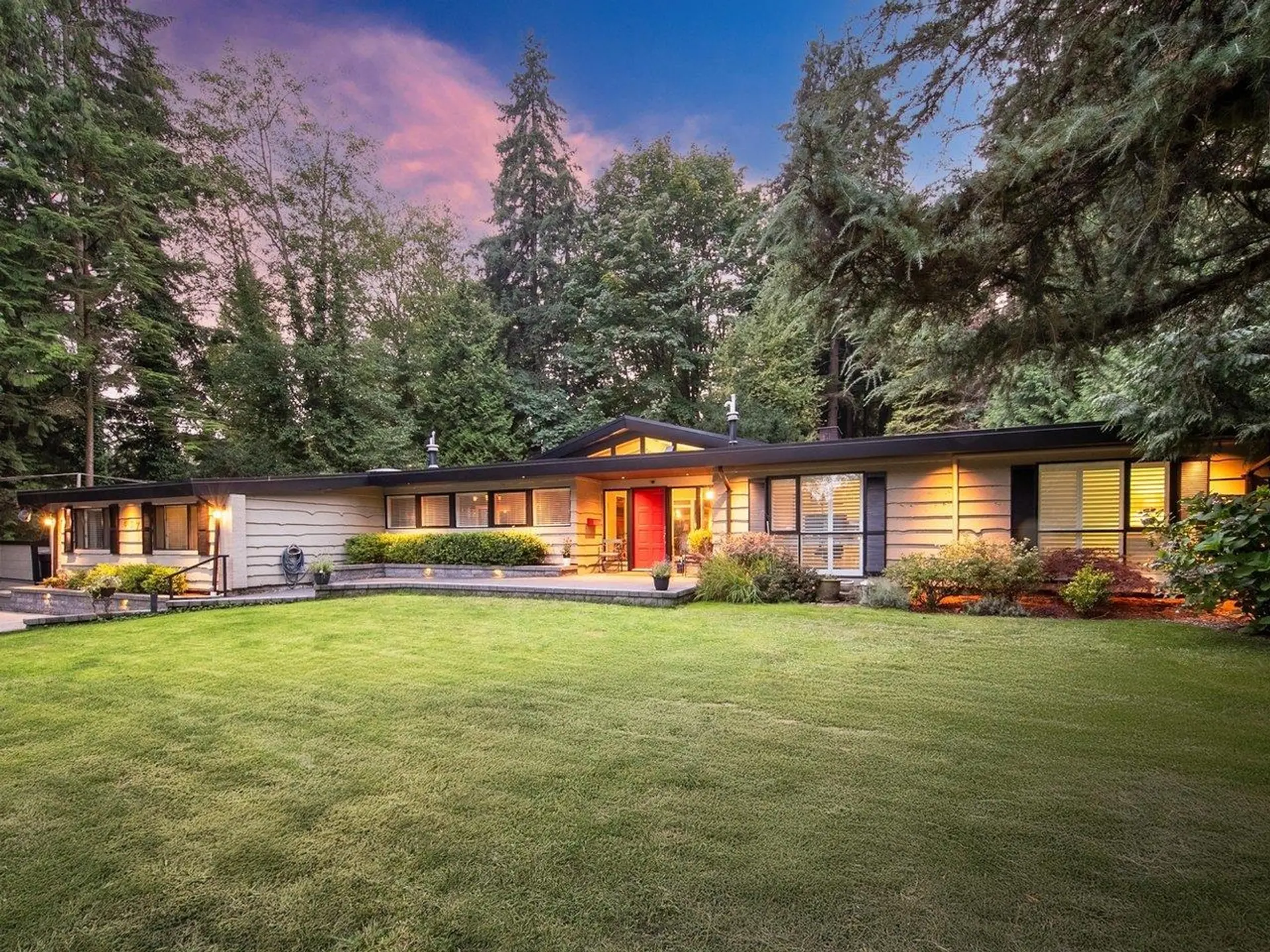 Property at 837 Wildwood Place, West Vancouver, BC