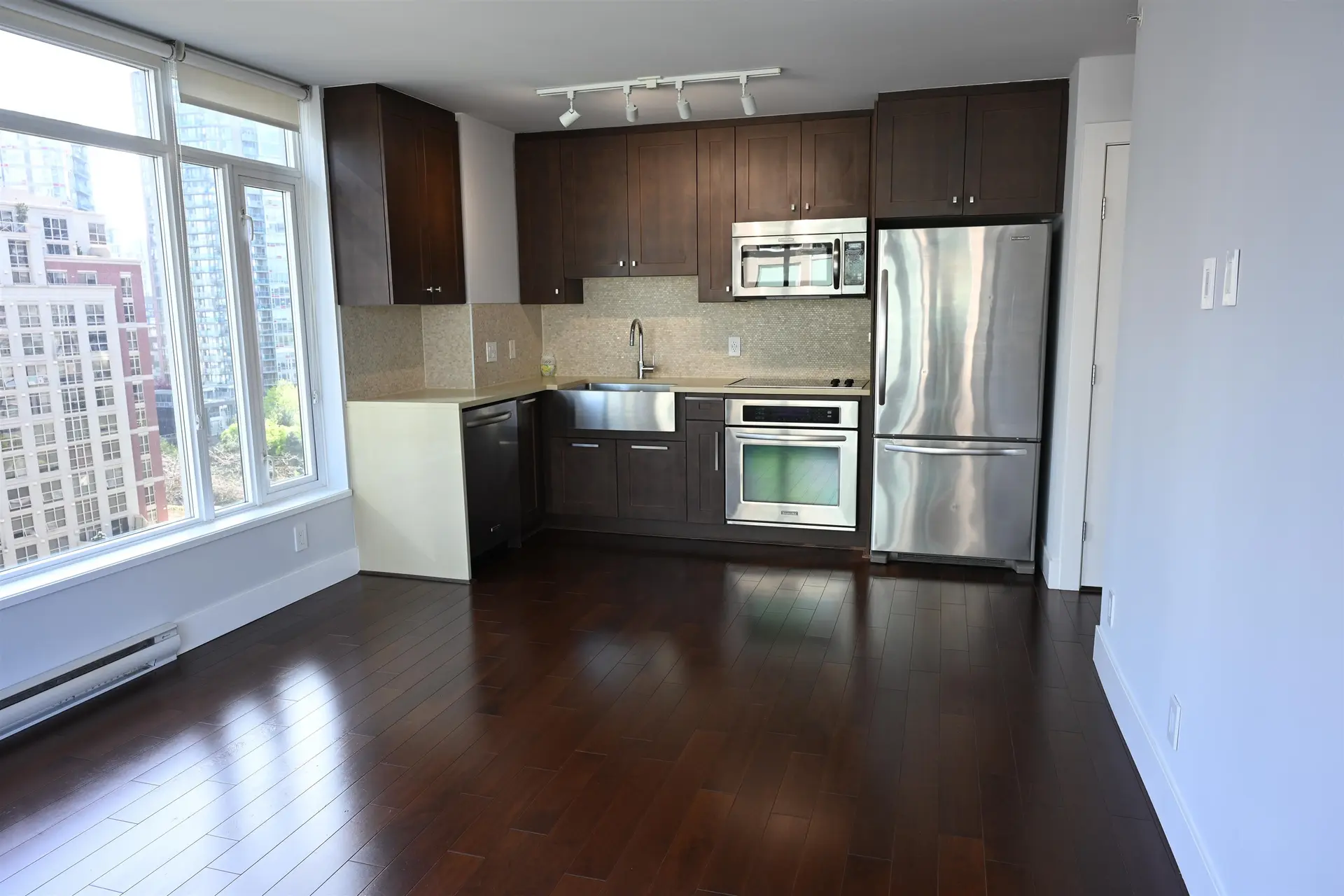 #1403 888 Homer Street - Image 2