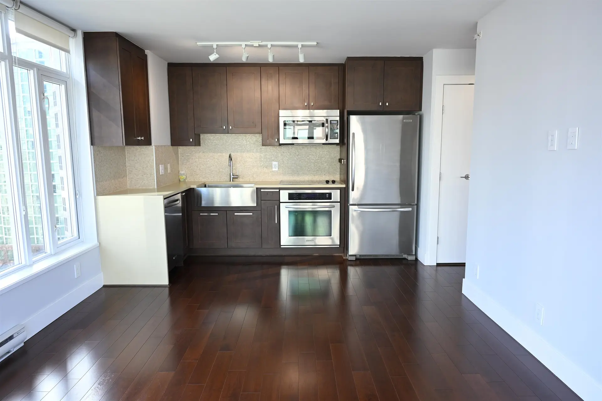 #1403 888 Homer Street - Image 3