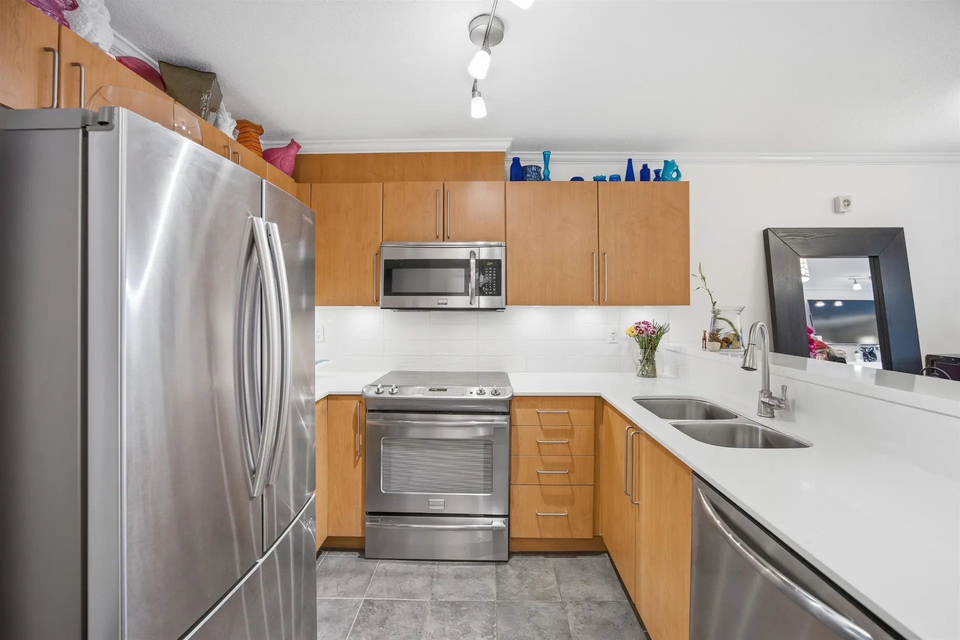 #154 1100 E 29th Street - Image 4