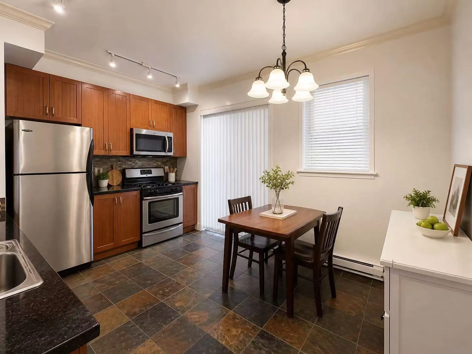 #52 6300 London Road - Image 4