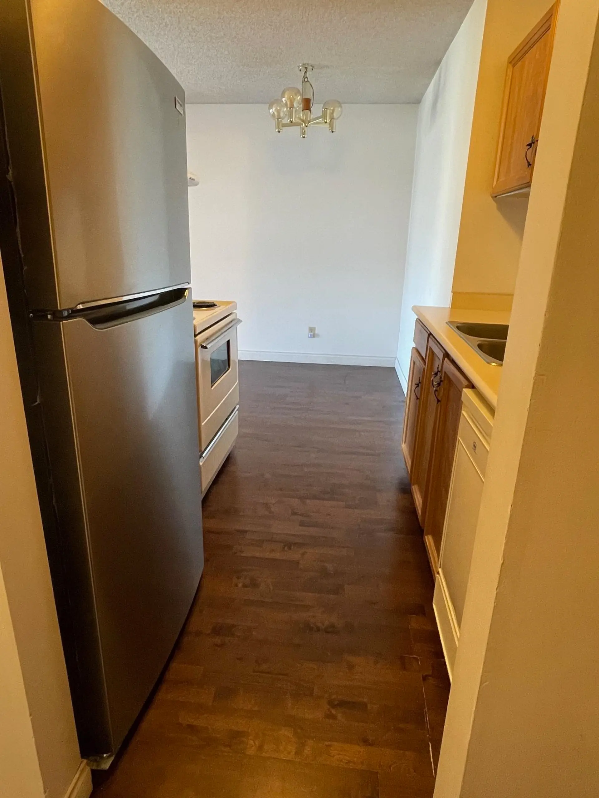 #219 8600 Ackroyd Road - Image 6