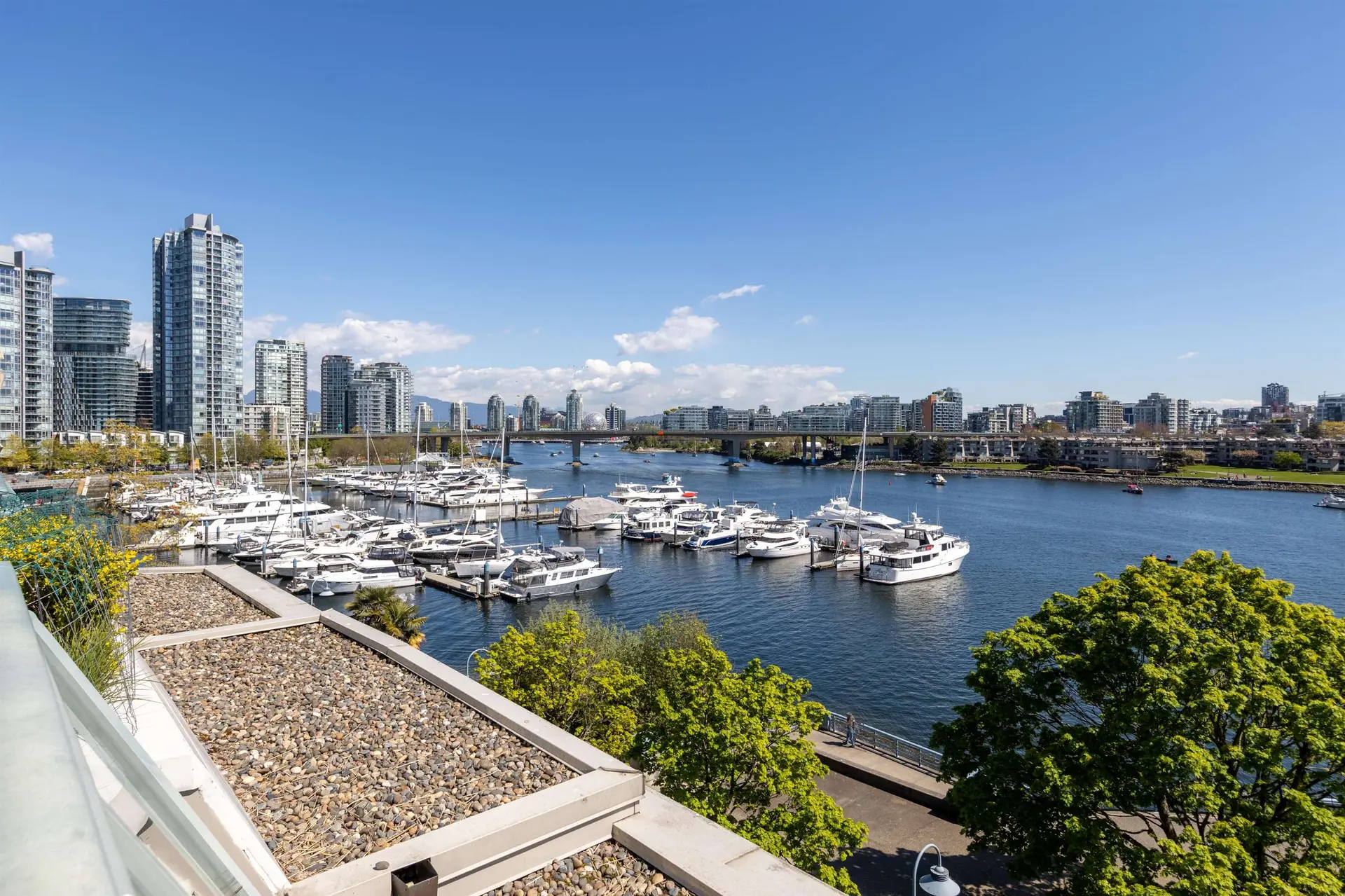 Property at #606 1288 Marinaside Crescent, Vancouver, BC