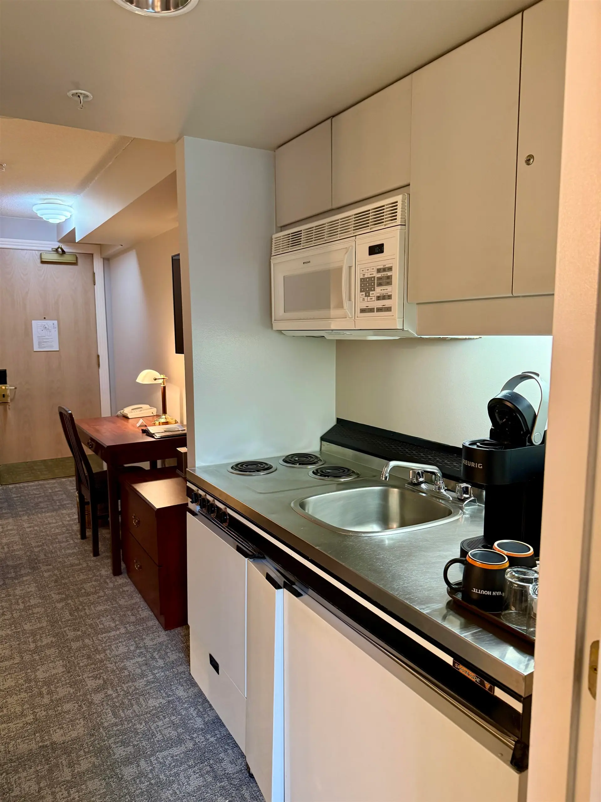 #1808 838 Hamilton Street - Image 4