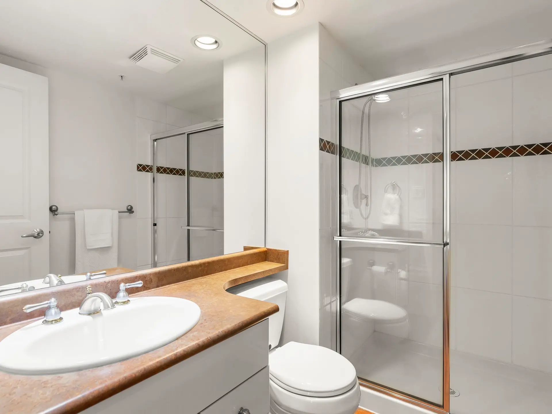 #611 1425 W 6th Avenue - Image 17
