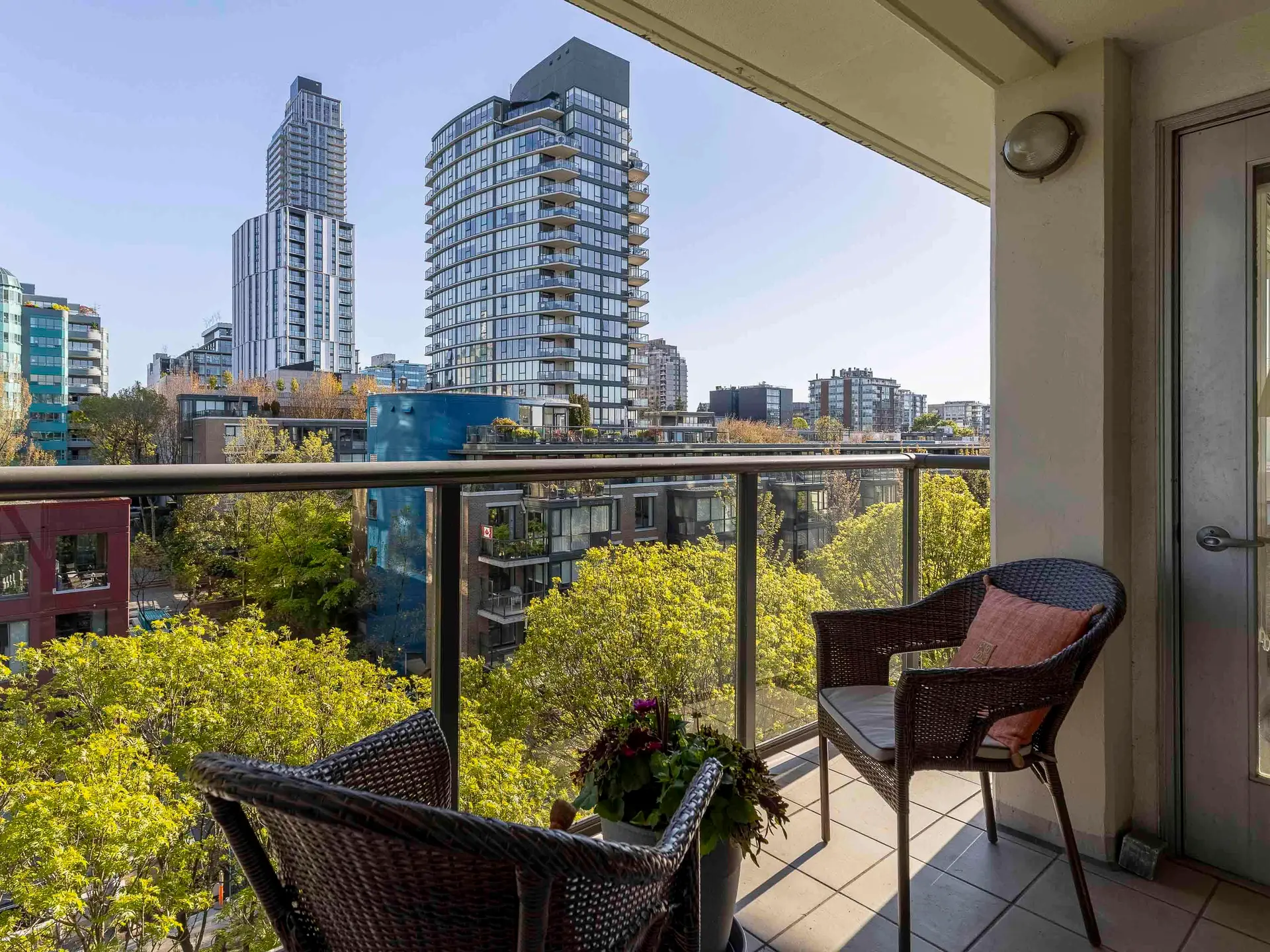 #611 1425 W 6th Avenue - Image 10