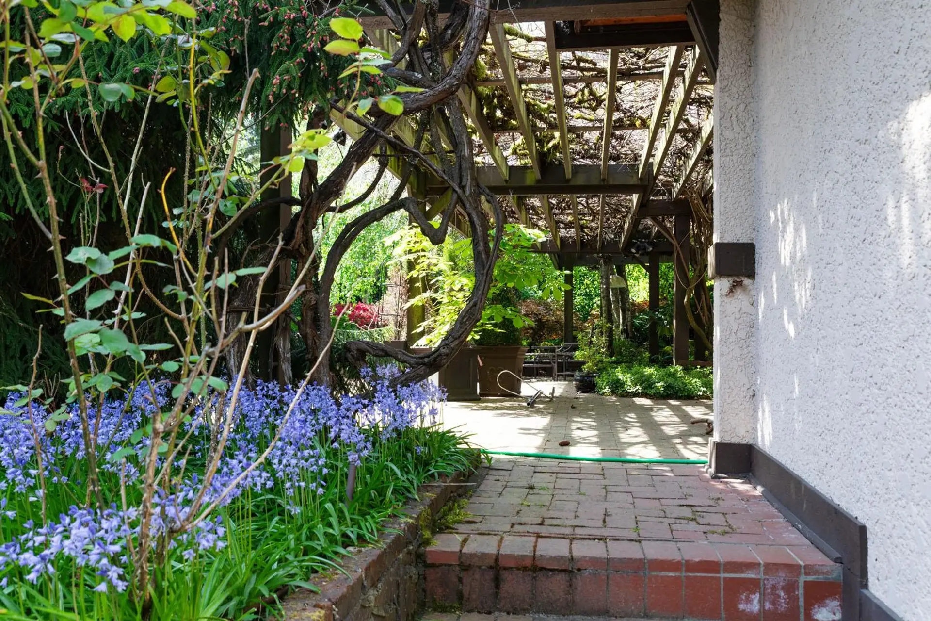 2296 W 32nd Avenue - Image 10