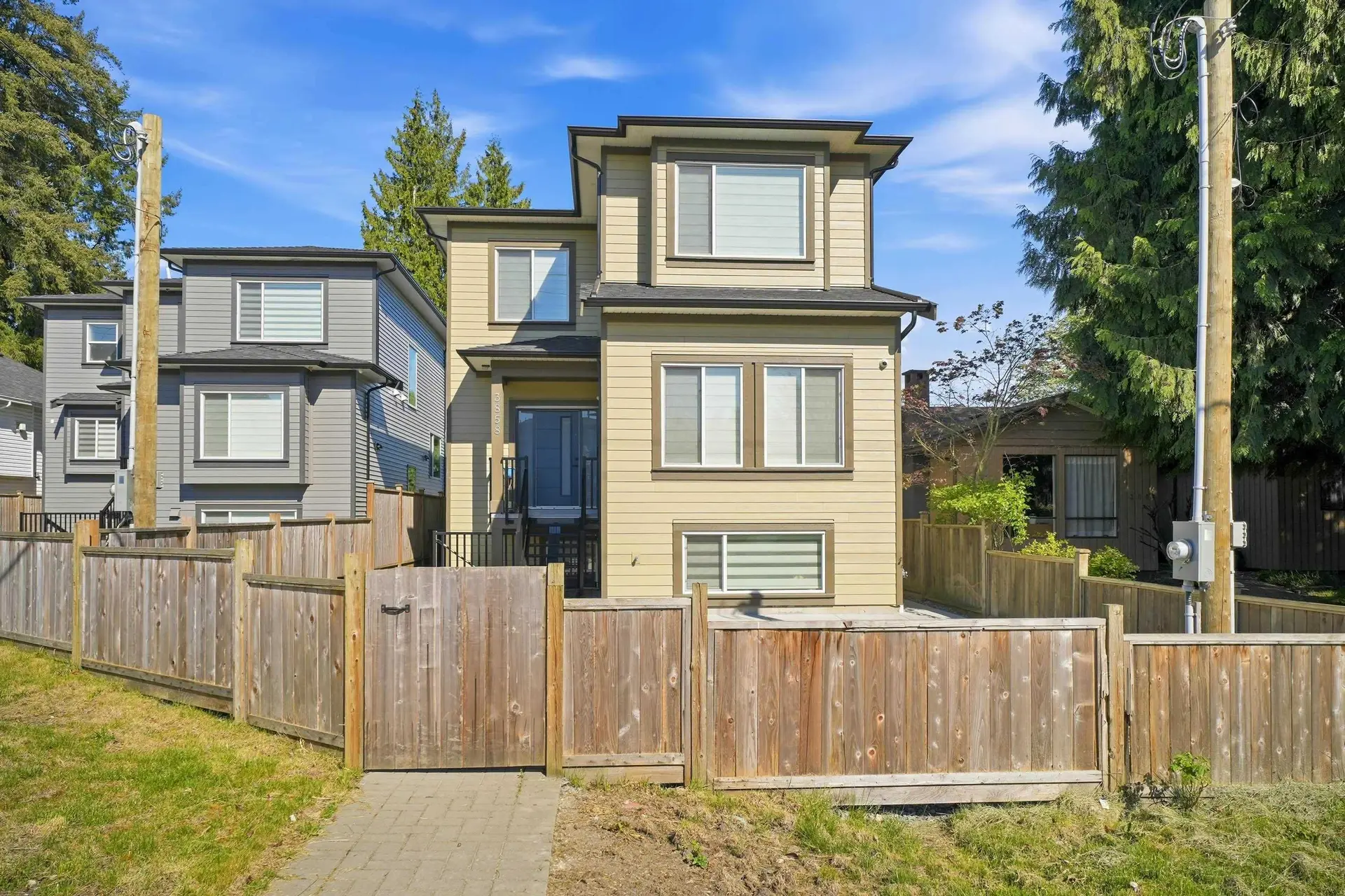 Property at 3858 Coast Meridian Road, Port Coquitlam, BC