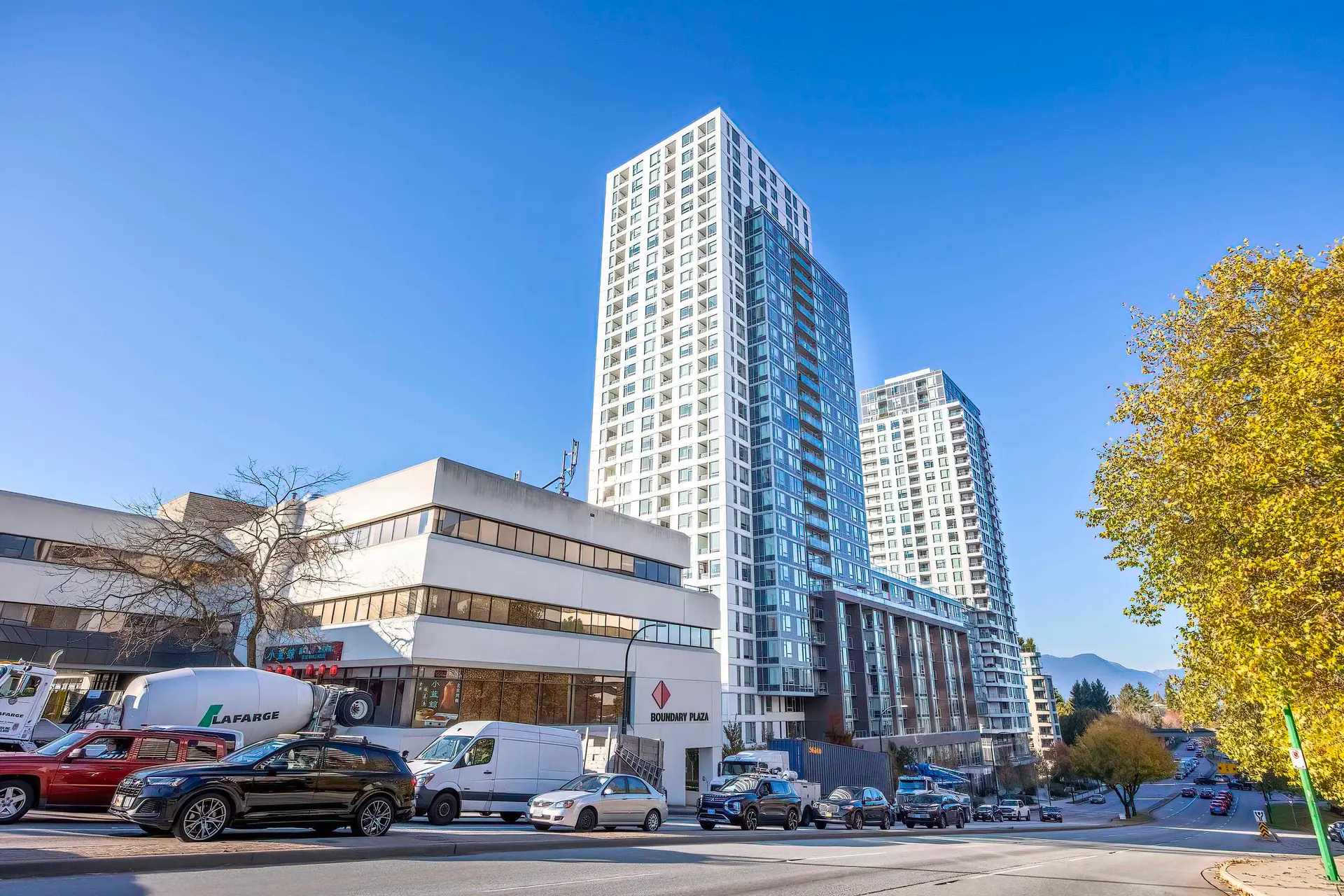 #915 5665 Boundary Road - Image 1