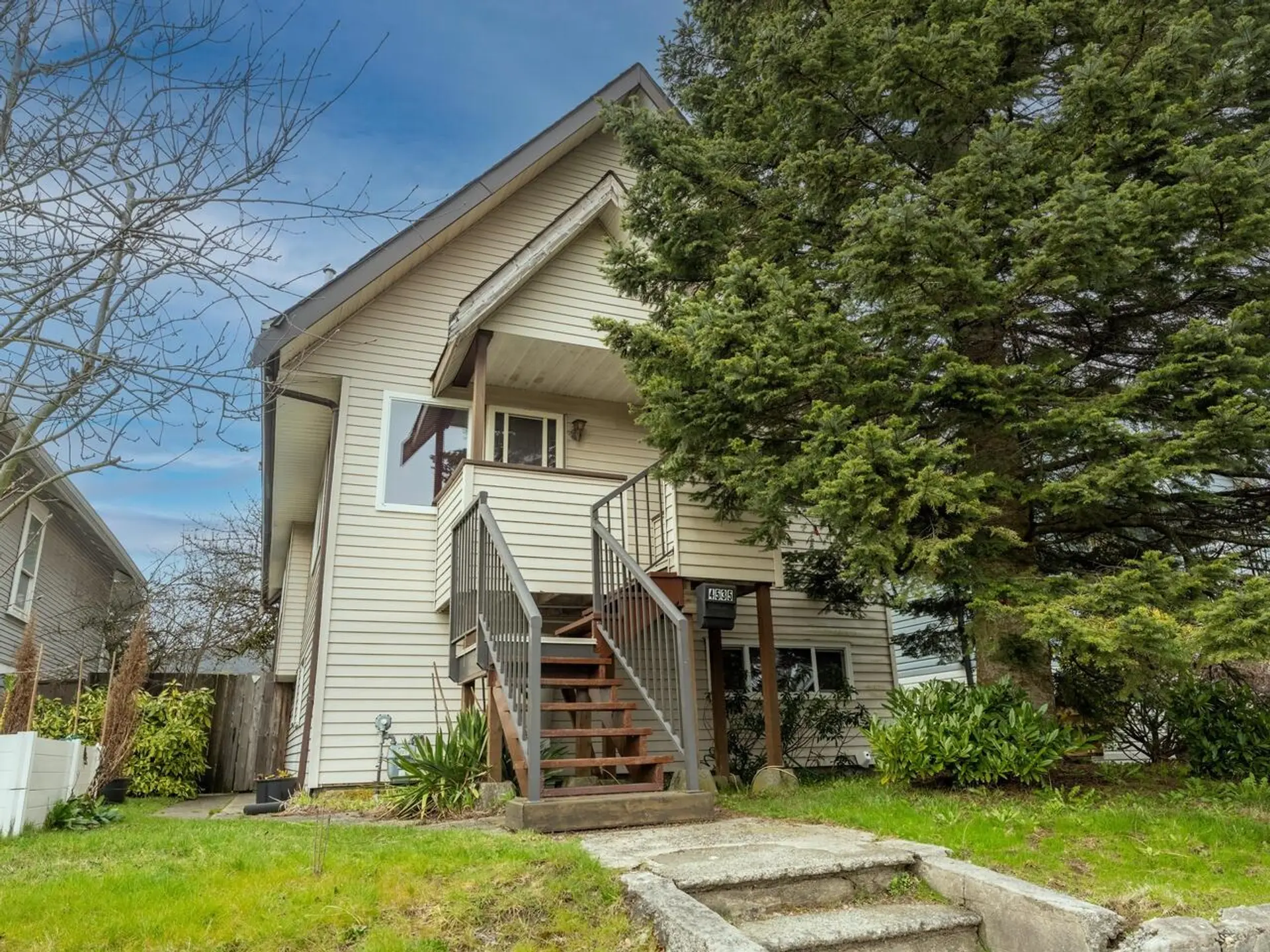 4535 Rupert Street - Image 5
