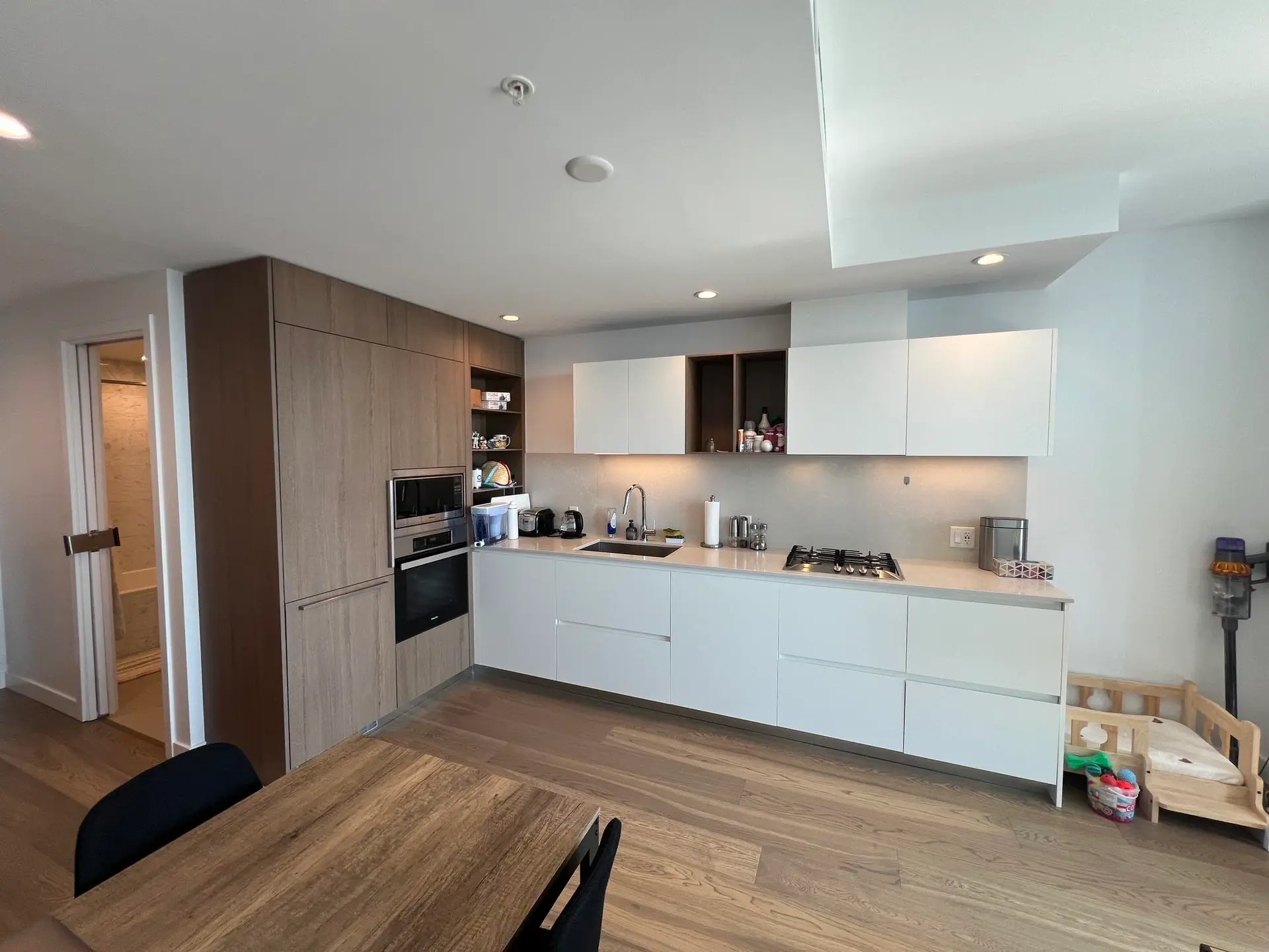 #4001 6000 McKay Avenue - Image 7