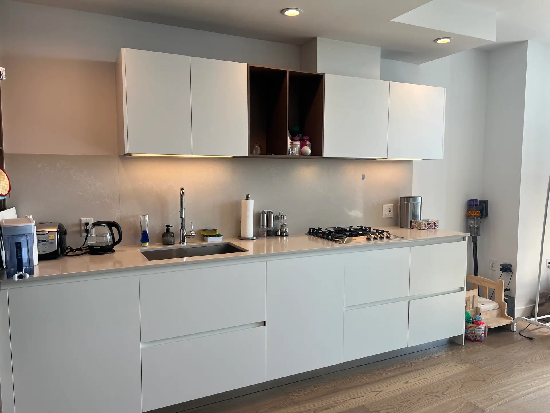 #4001 6000 McKay Avenue - Image 3