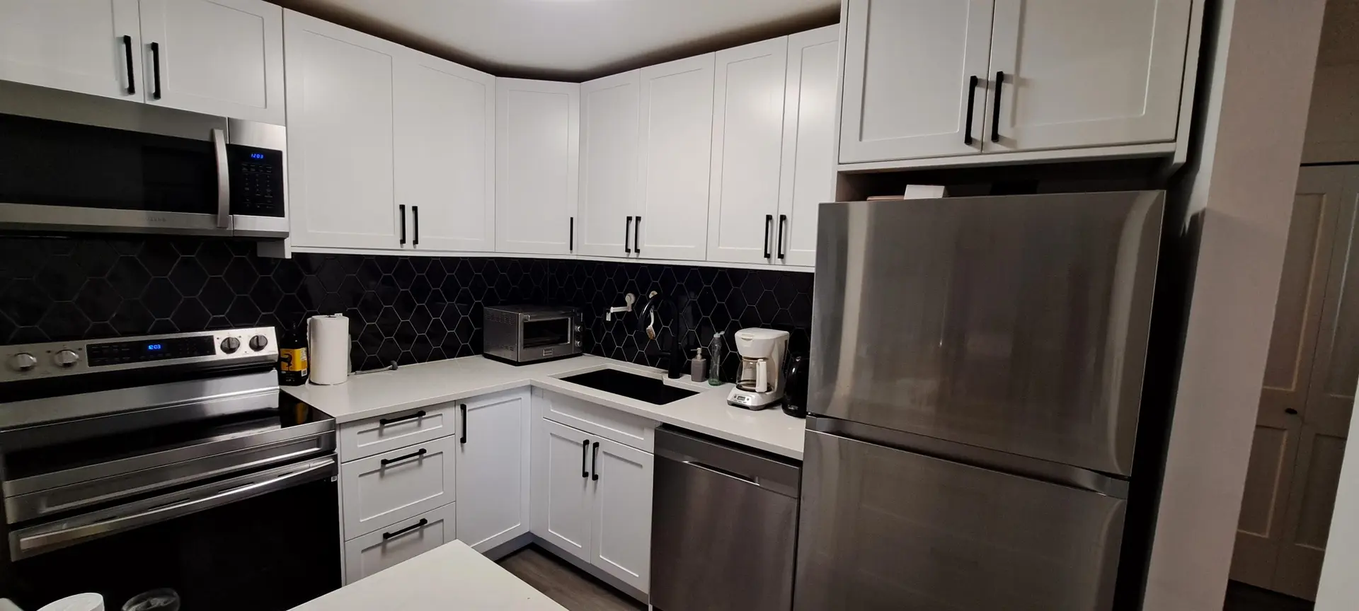 #305 32870 George Ferguson Way - Image 3