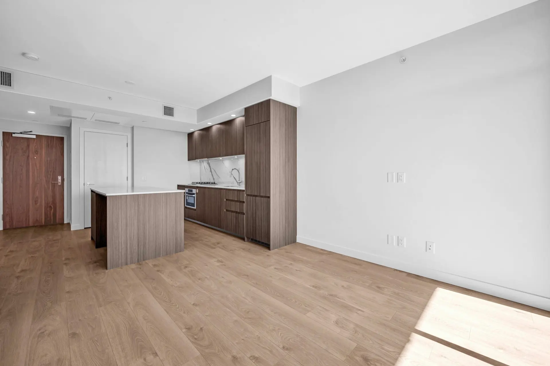 #303 6463 Silver Avenue - Image 8