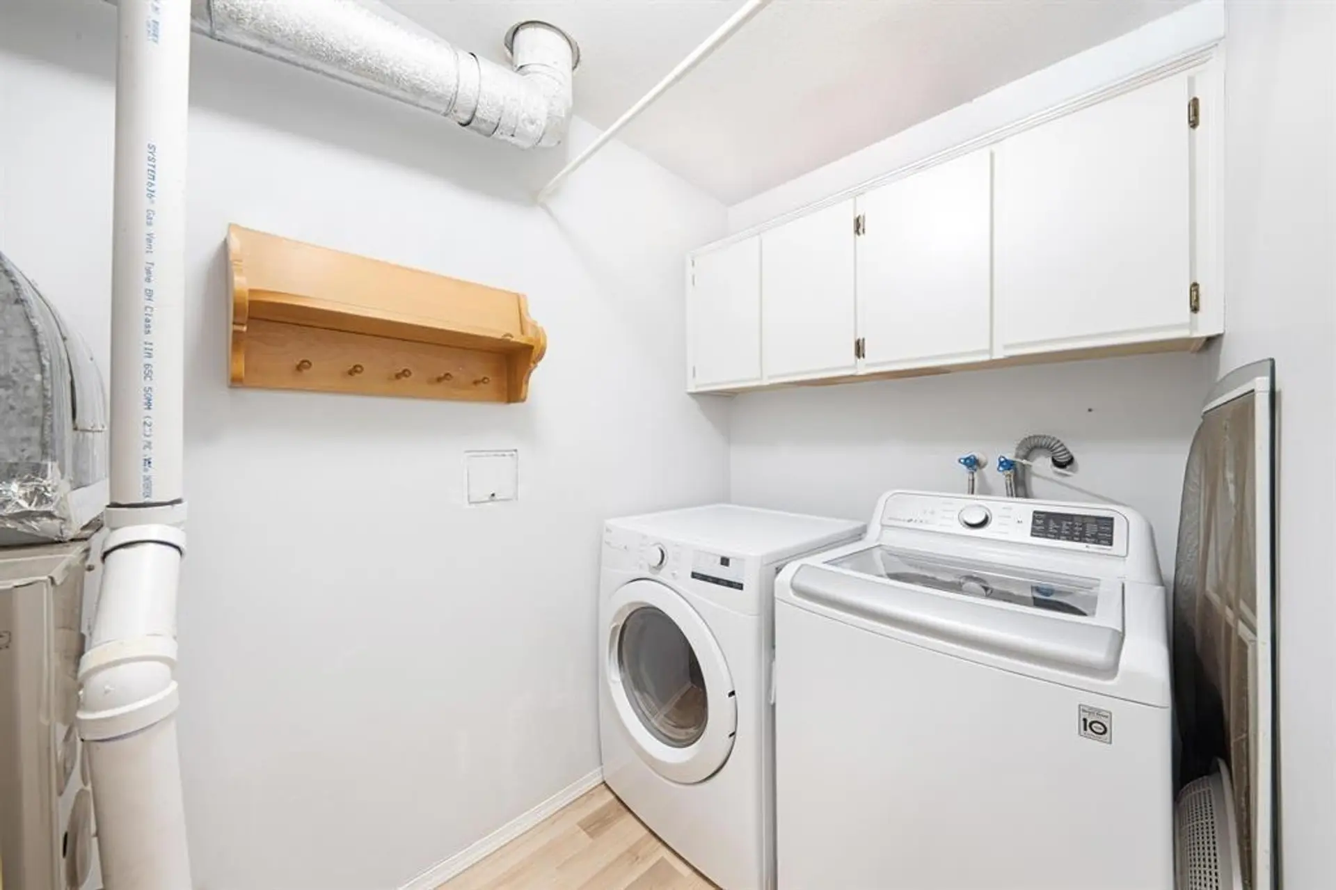 #416 6866 Nicholson Road - Image 9