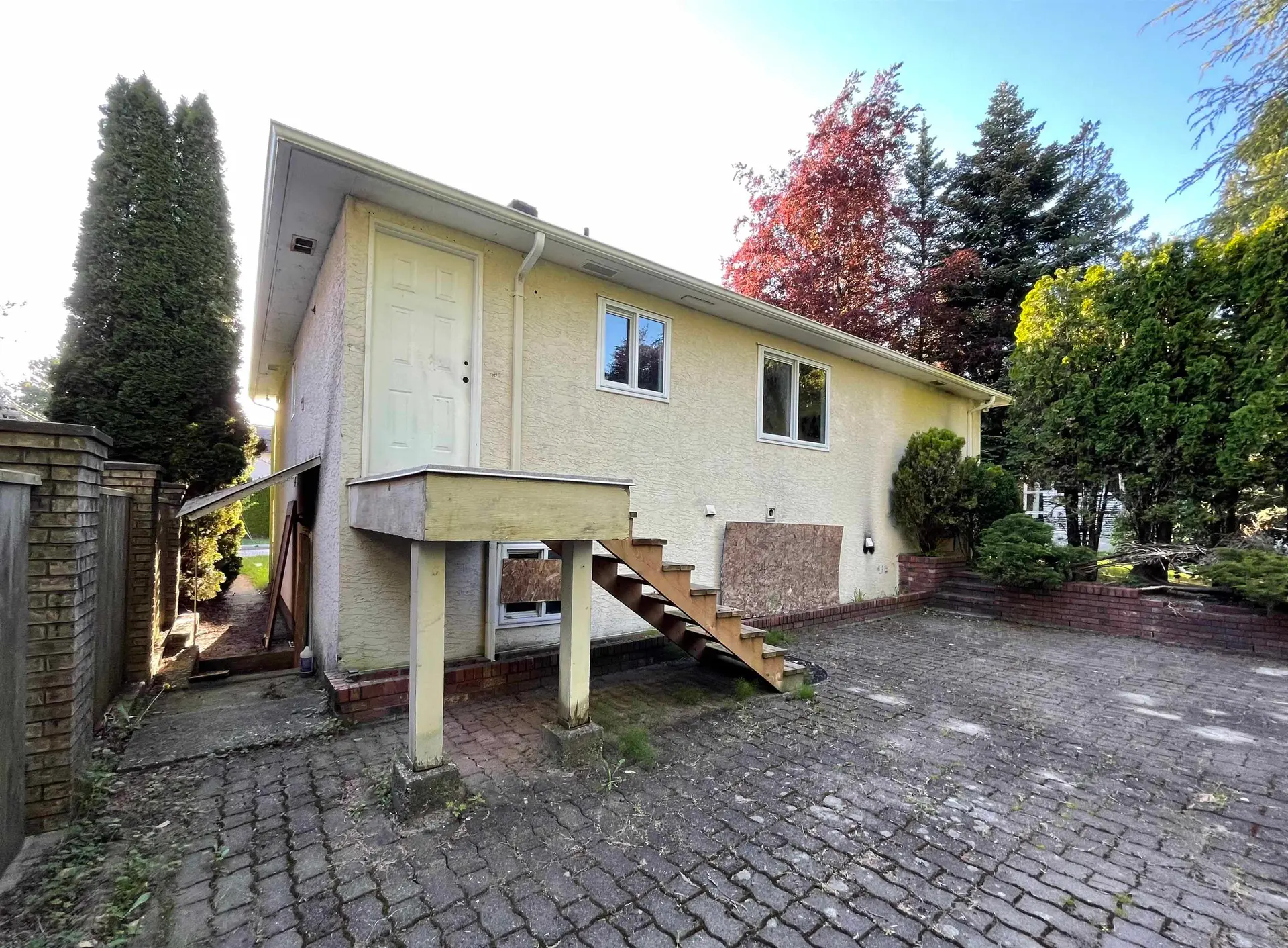 2000 Austin Avenue - Image 12