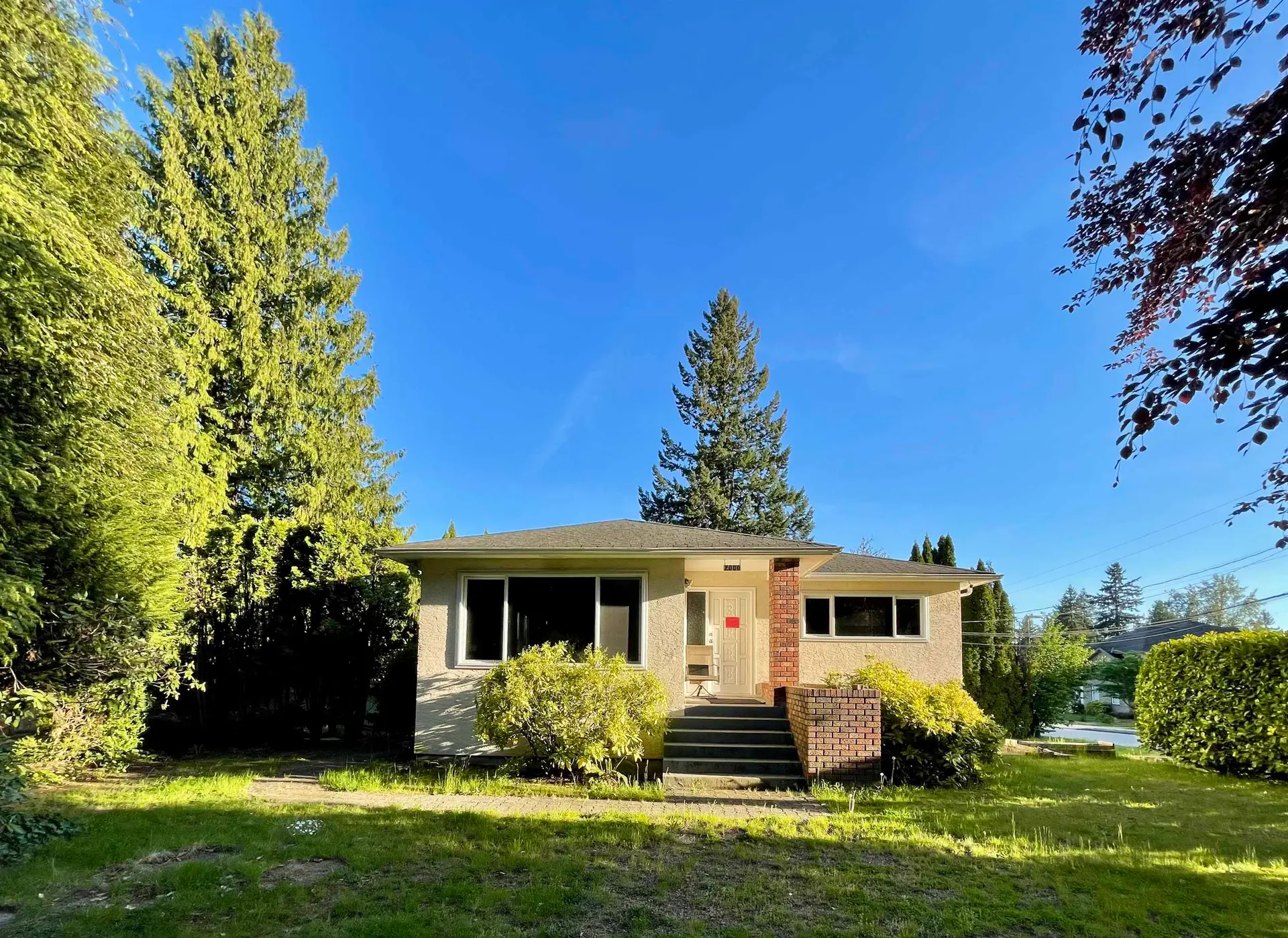 2000 Austin Avenue - Image 1