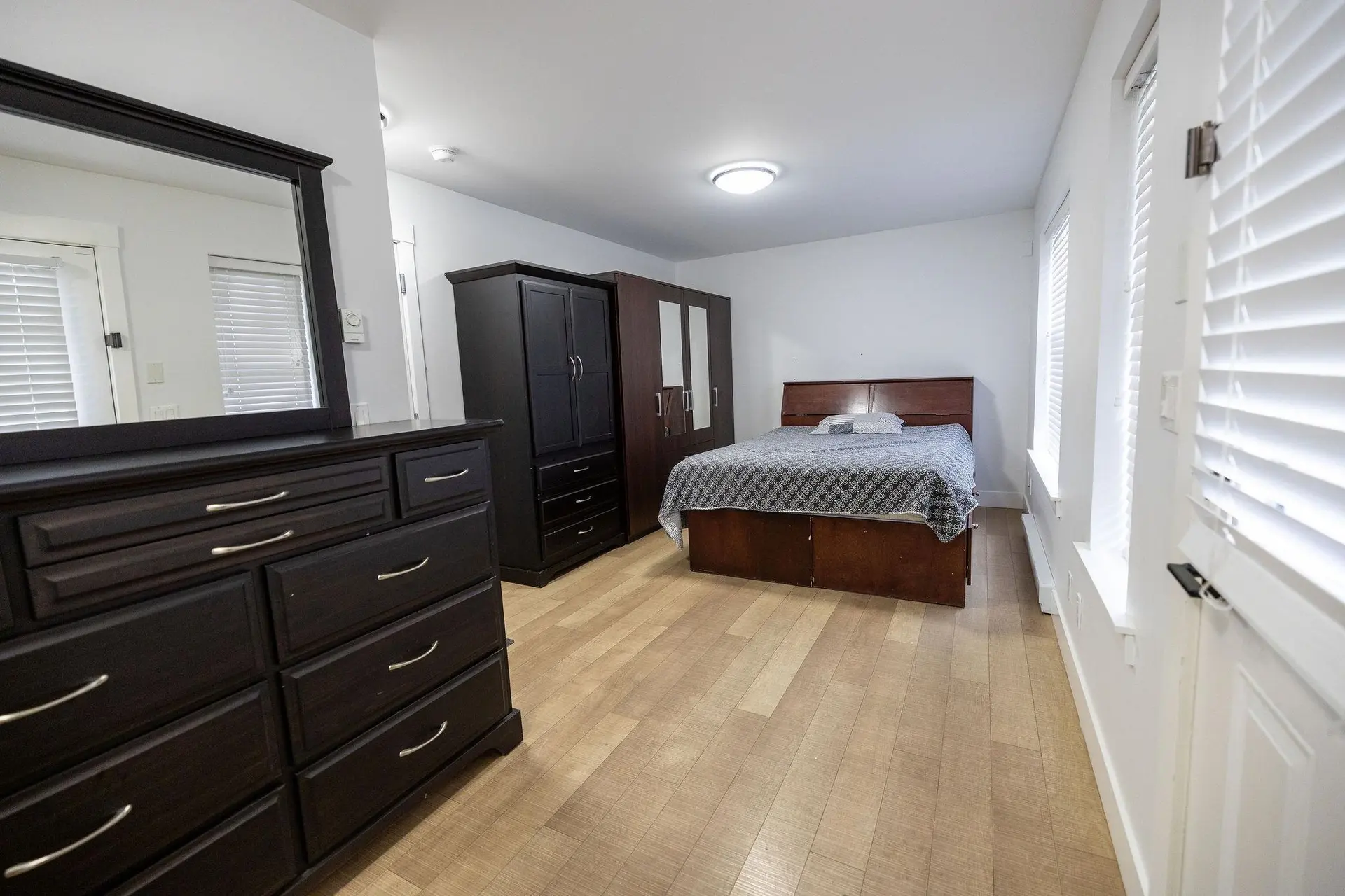 #7 6350 142 Street - Image 8