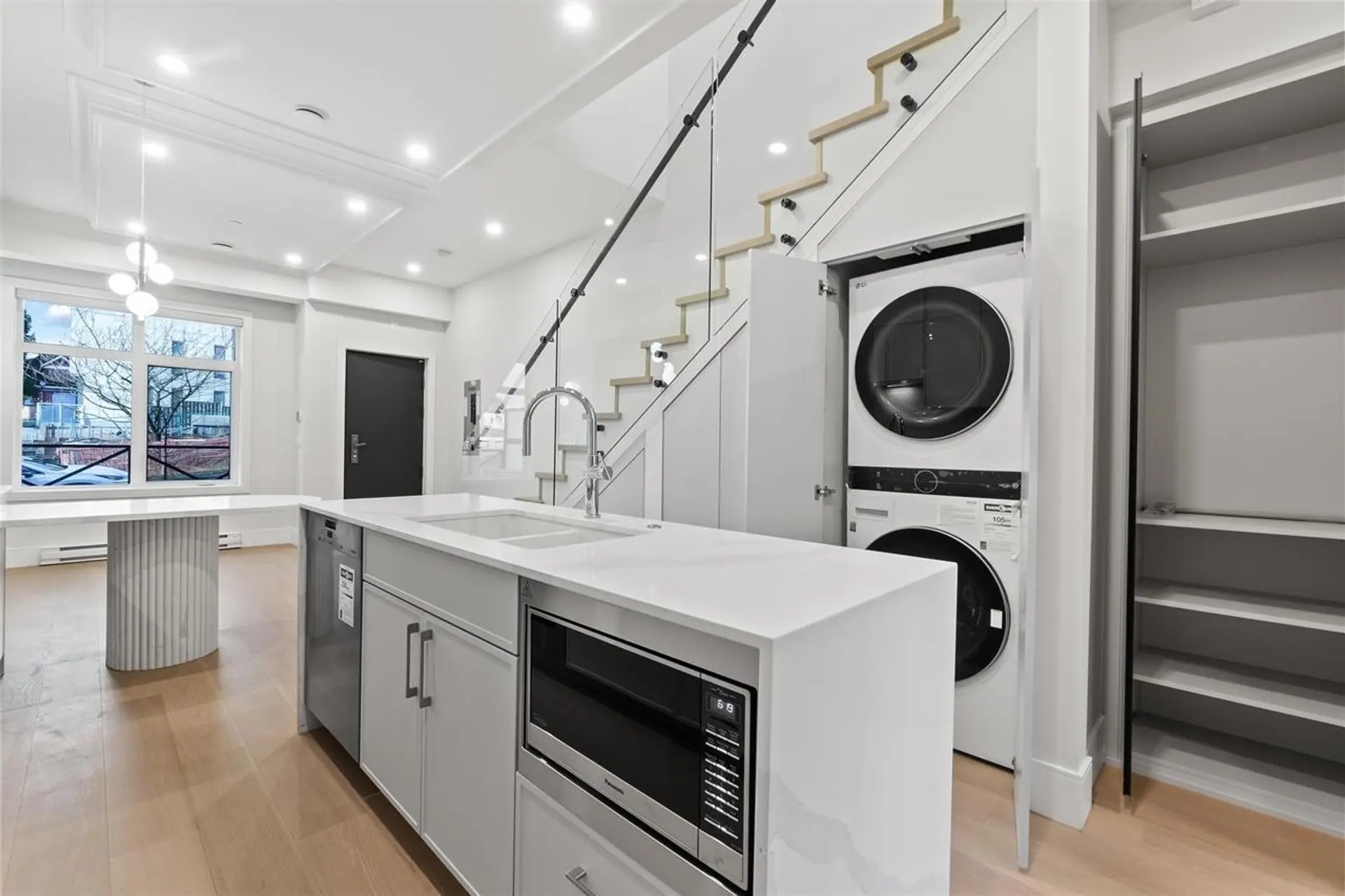 1510 W 61st Avenue - Image 7