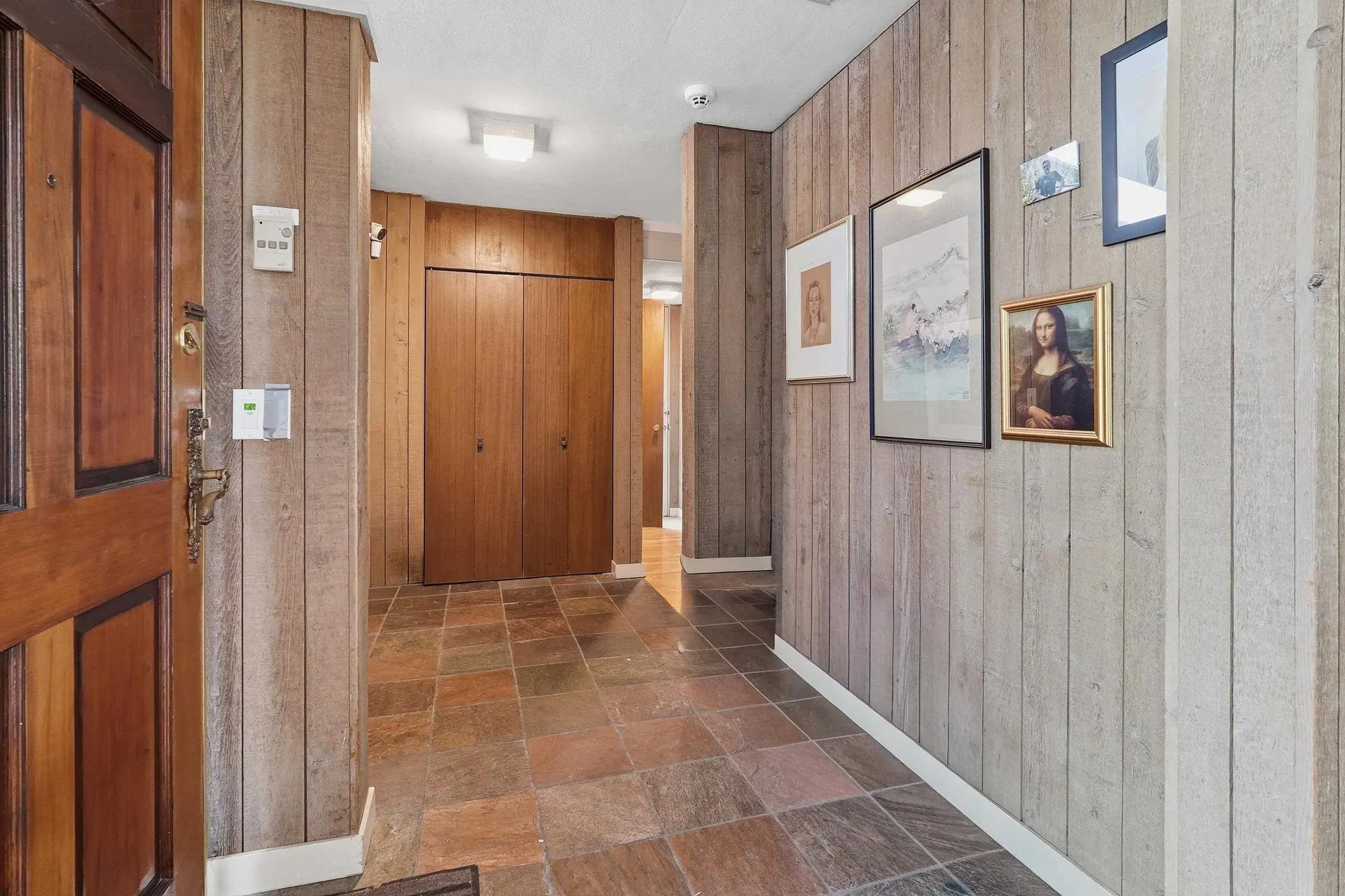 792 W 54th Avenue - Image 2